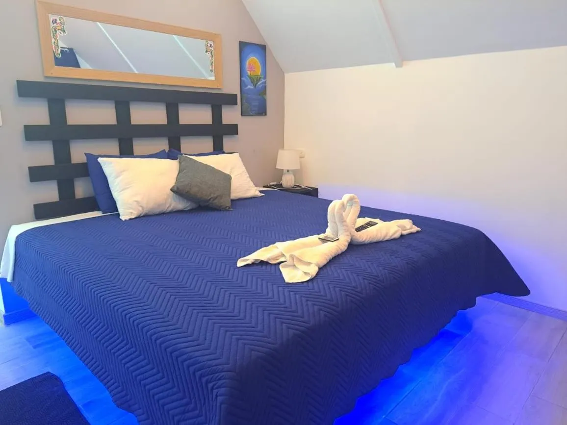 Bed in HOTEL, VILLAS y GLAMPINGS MYA -PUERTO VIEJO, Limon, CR