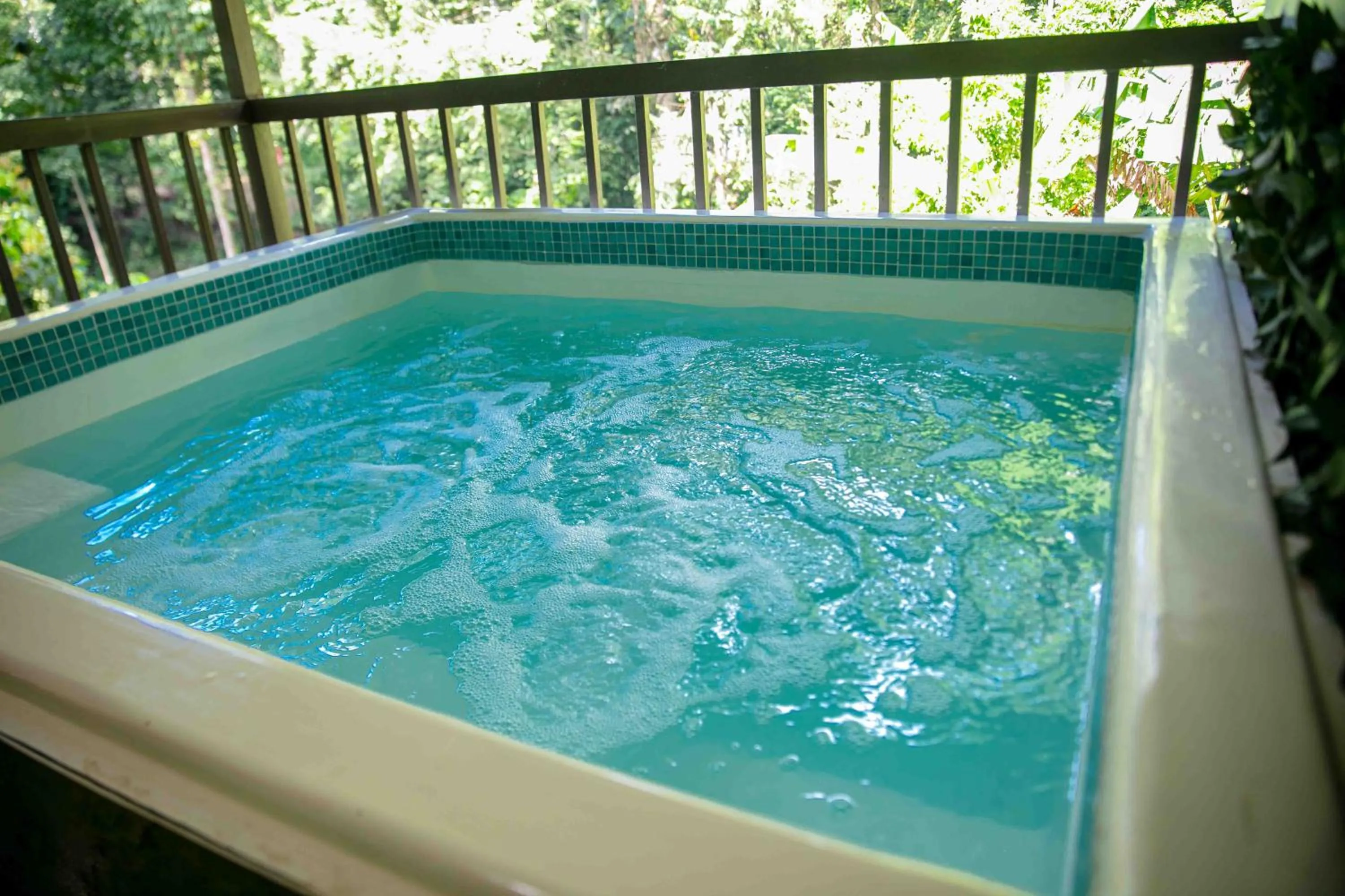 HOTEL, VILLAS y GLAMPINGS MYA -PUERTO VIEJO, Limon, CR