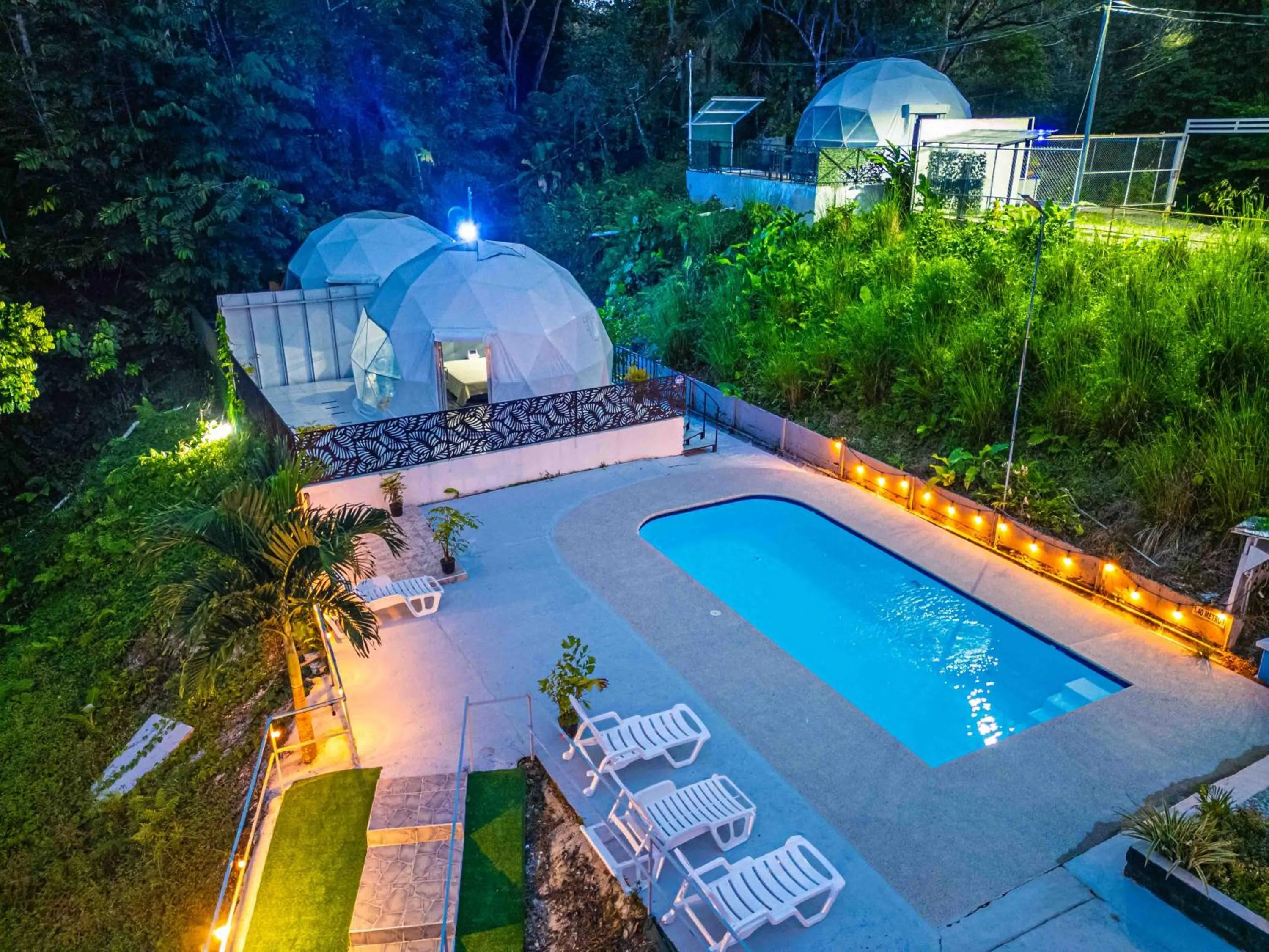 HOTEL, VILLAS y GLAMPINGS MYA -PUERTO VIEJO, Limon, CR