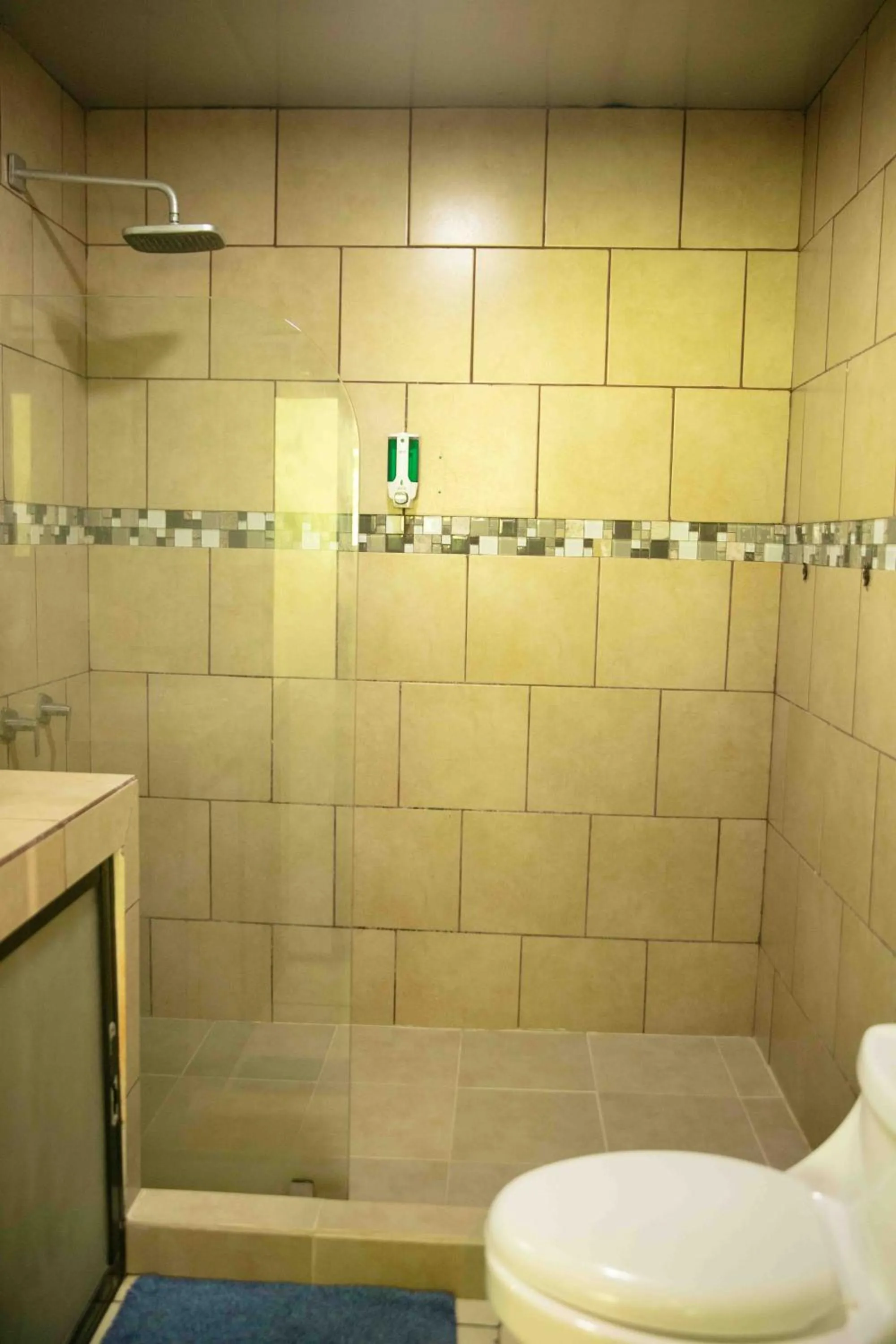 HOTEL, VILLAS y GLAMPINGS MYA -PUERTO VIEJO, Limon, CR