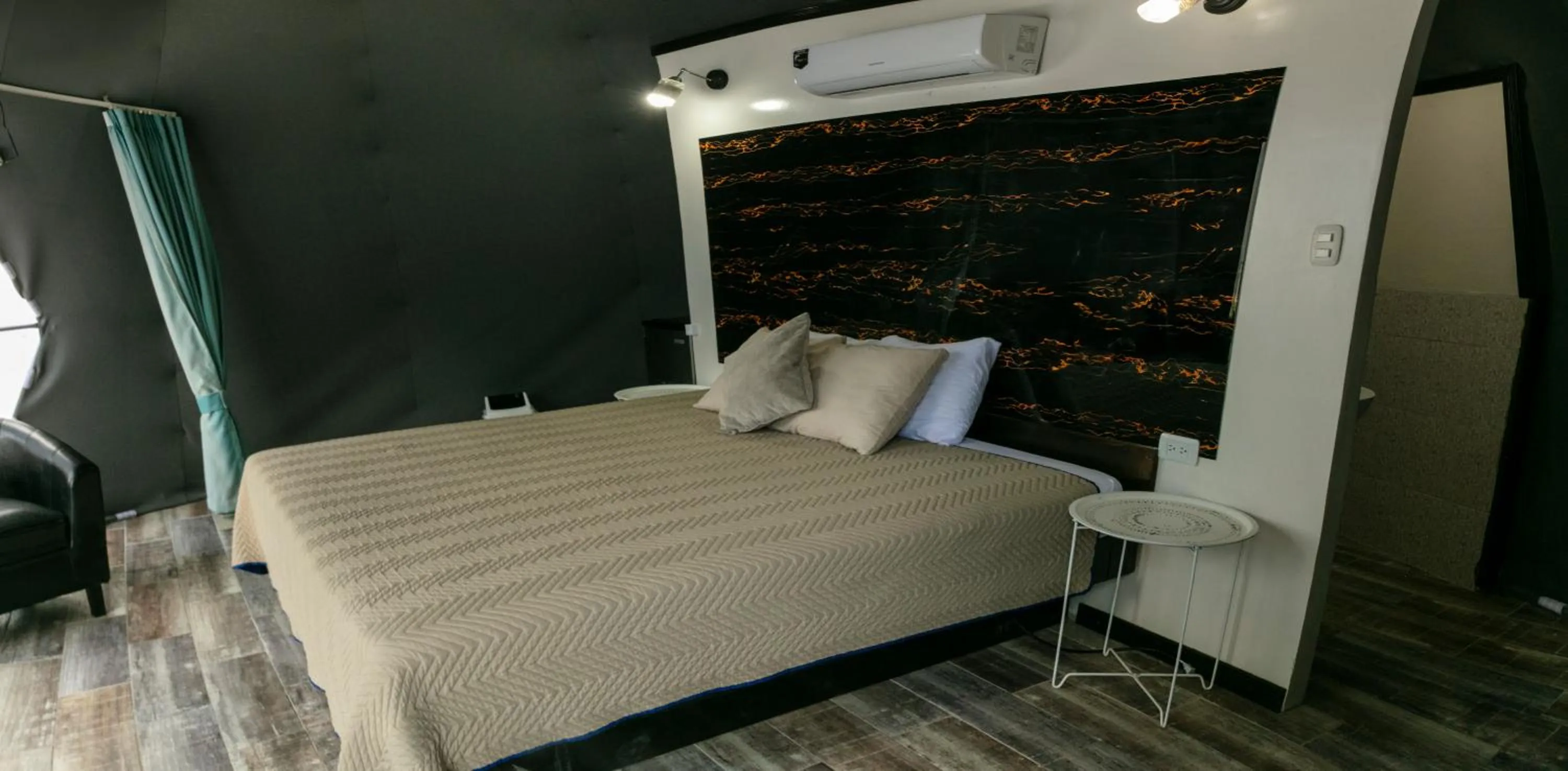 Bed in HOTEL, VILLAS y GLAMPINGS MYA -PUERTO VIEJO, Limon, CR