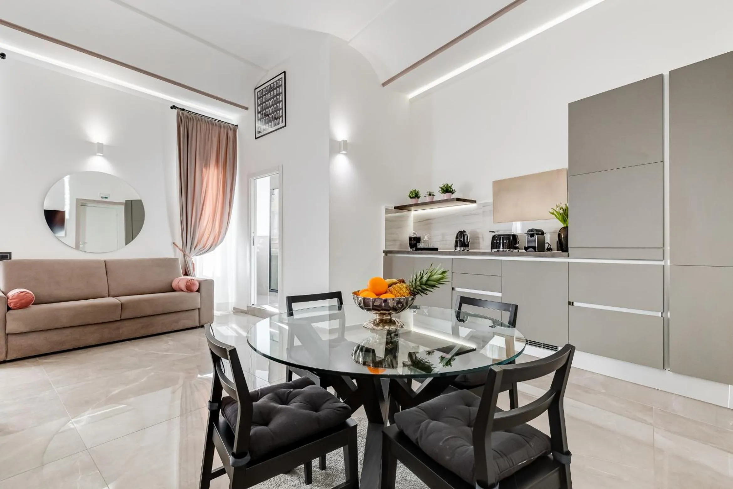 UnoSeiTre - Luxury Apartment & Suite
