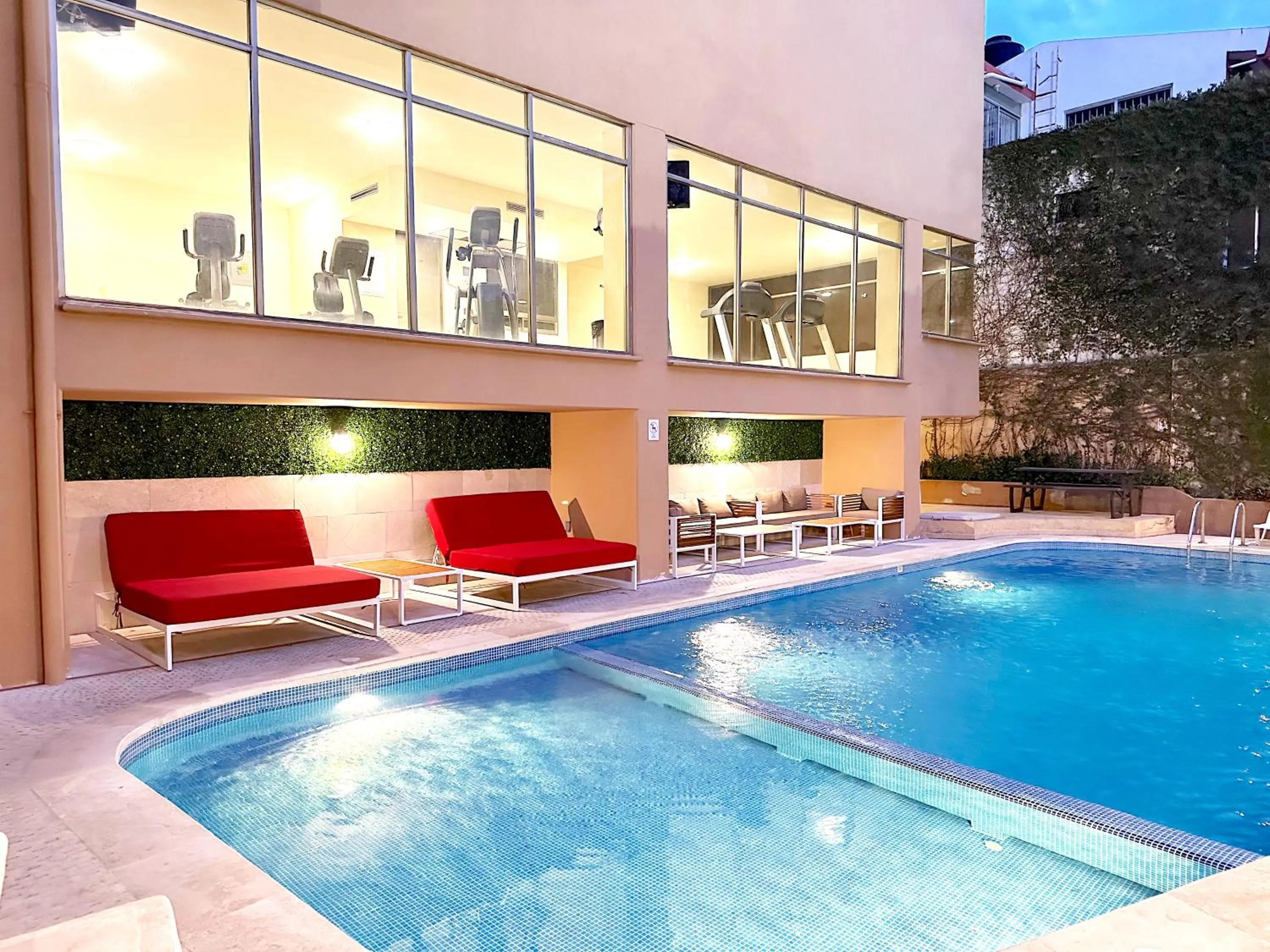 Swimming pool in Topacio7 Residencial