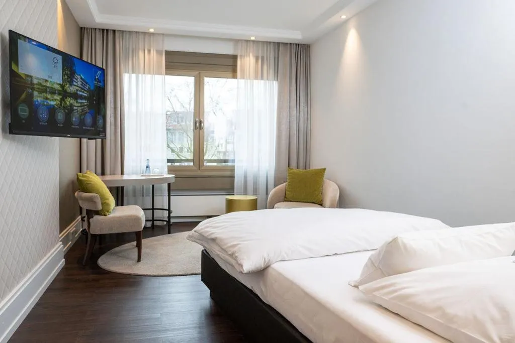 Bed in Insel-Hotel Heilbronn