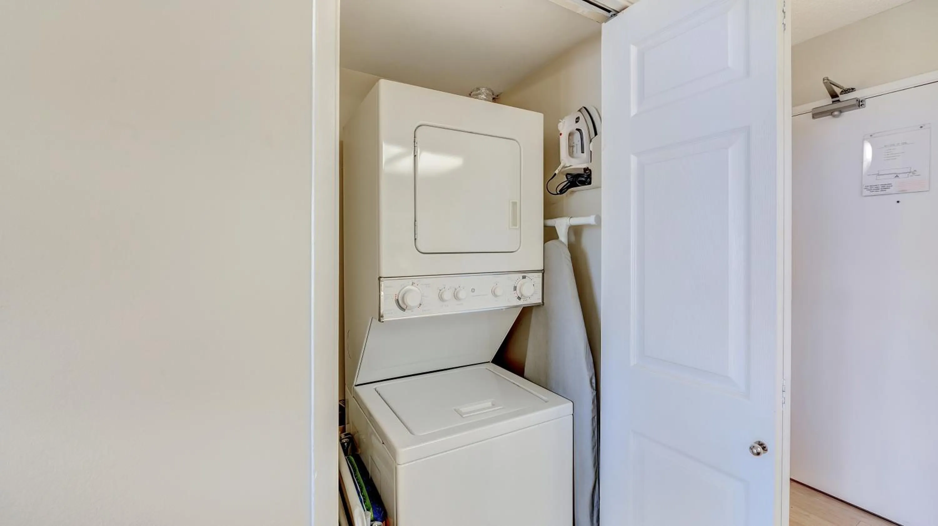 Property building in Castle At Maui Banyan