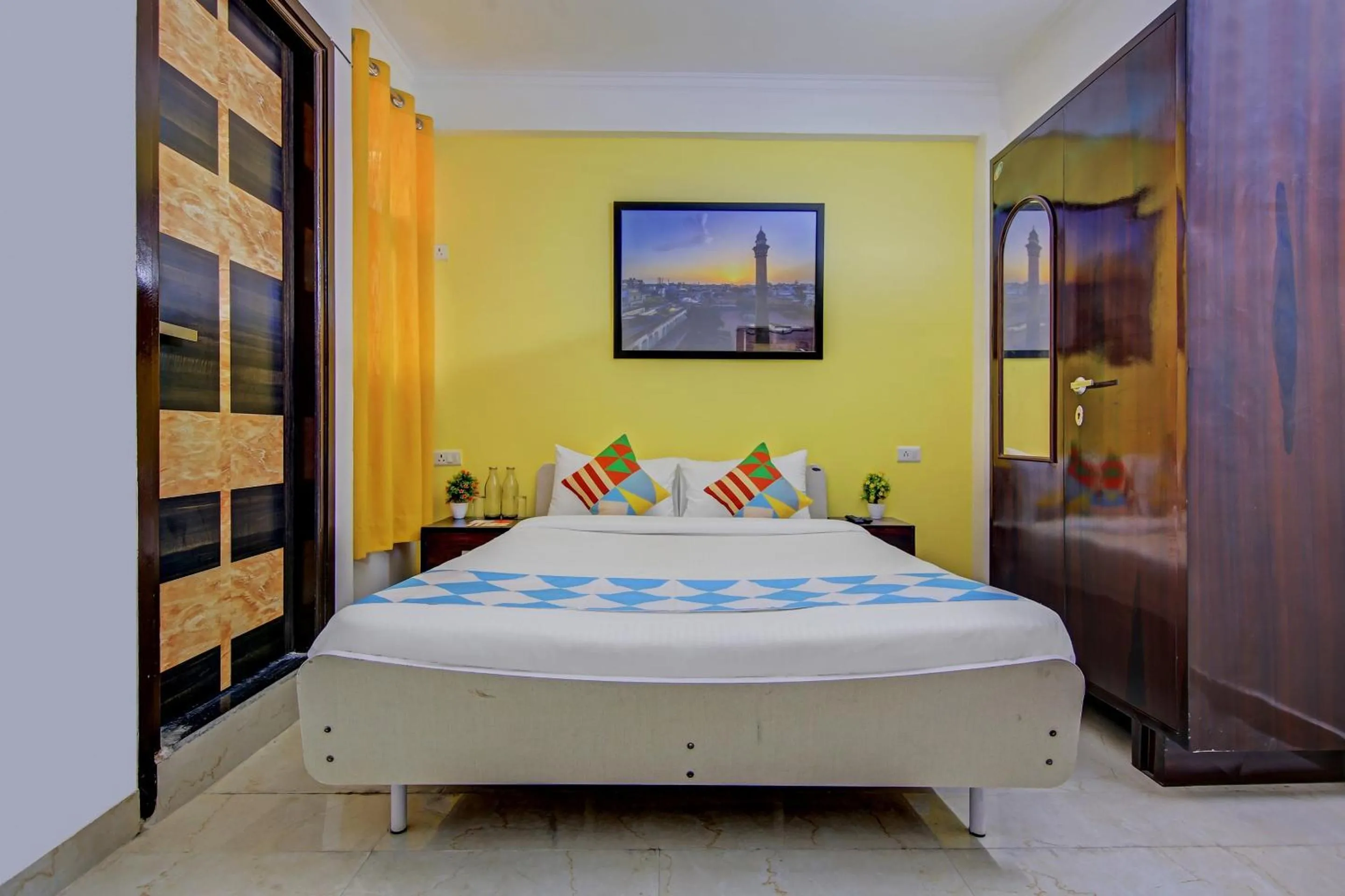 Super OYO Townhouse Saket Residency 1 Delhi