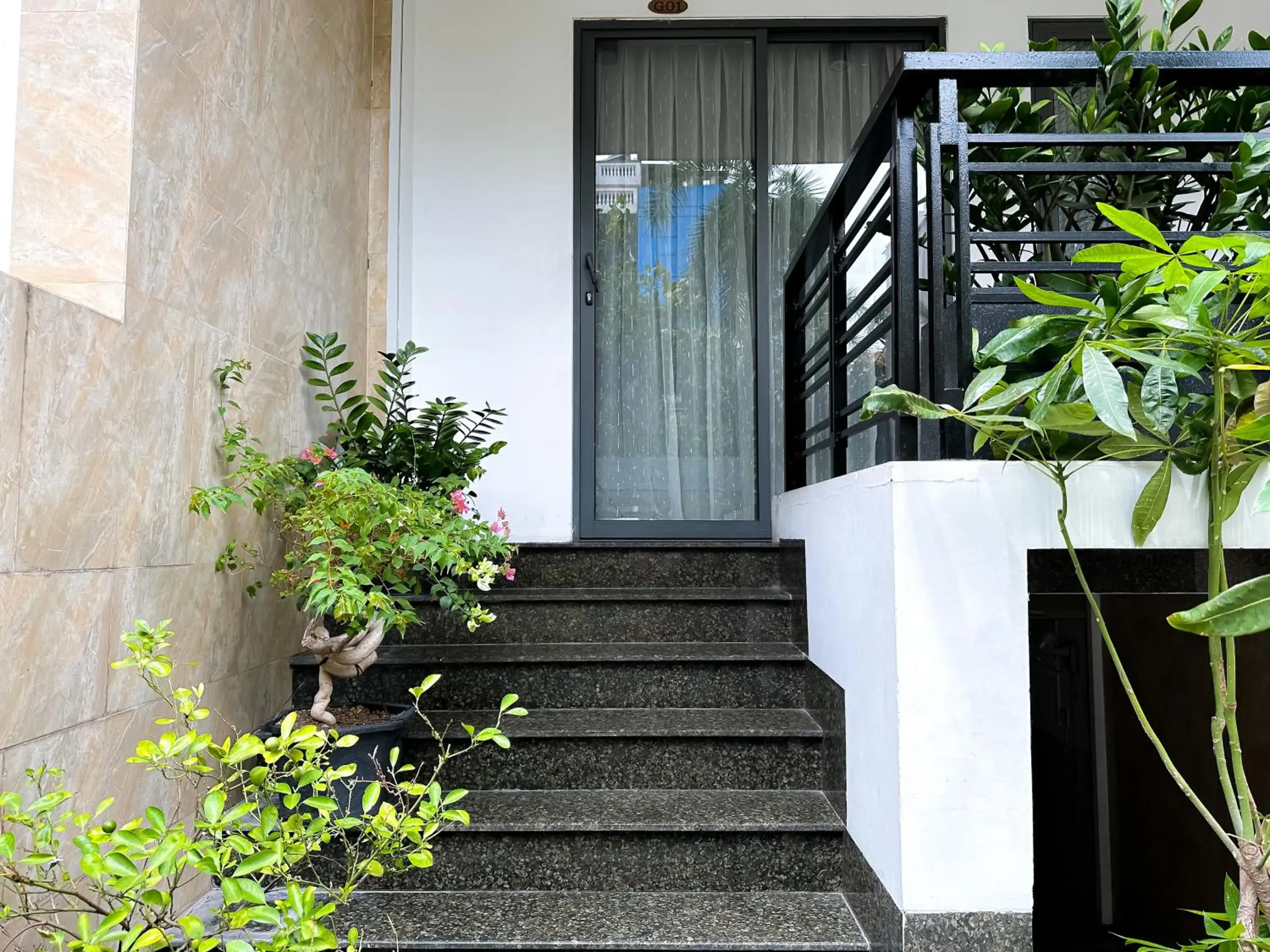 Facade/entrance in Eva Adam Hotel Facade/entrance in Eva Adam Hotel