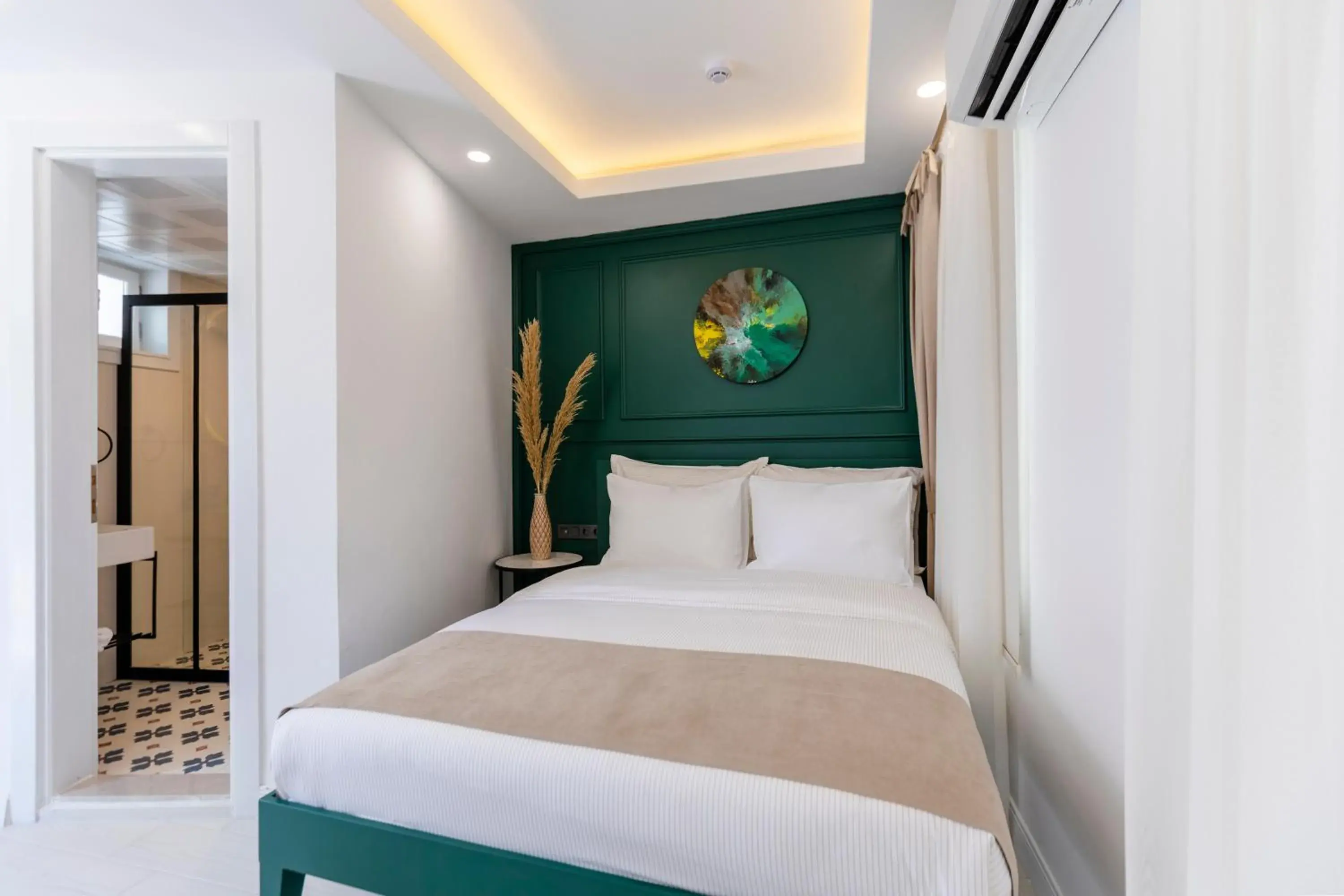 Photo of the whole room, Bed in KIANA KALEİÇİ Photo of the whole room, Bed in KIANA KALEİÇİ