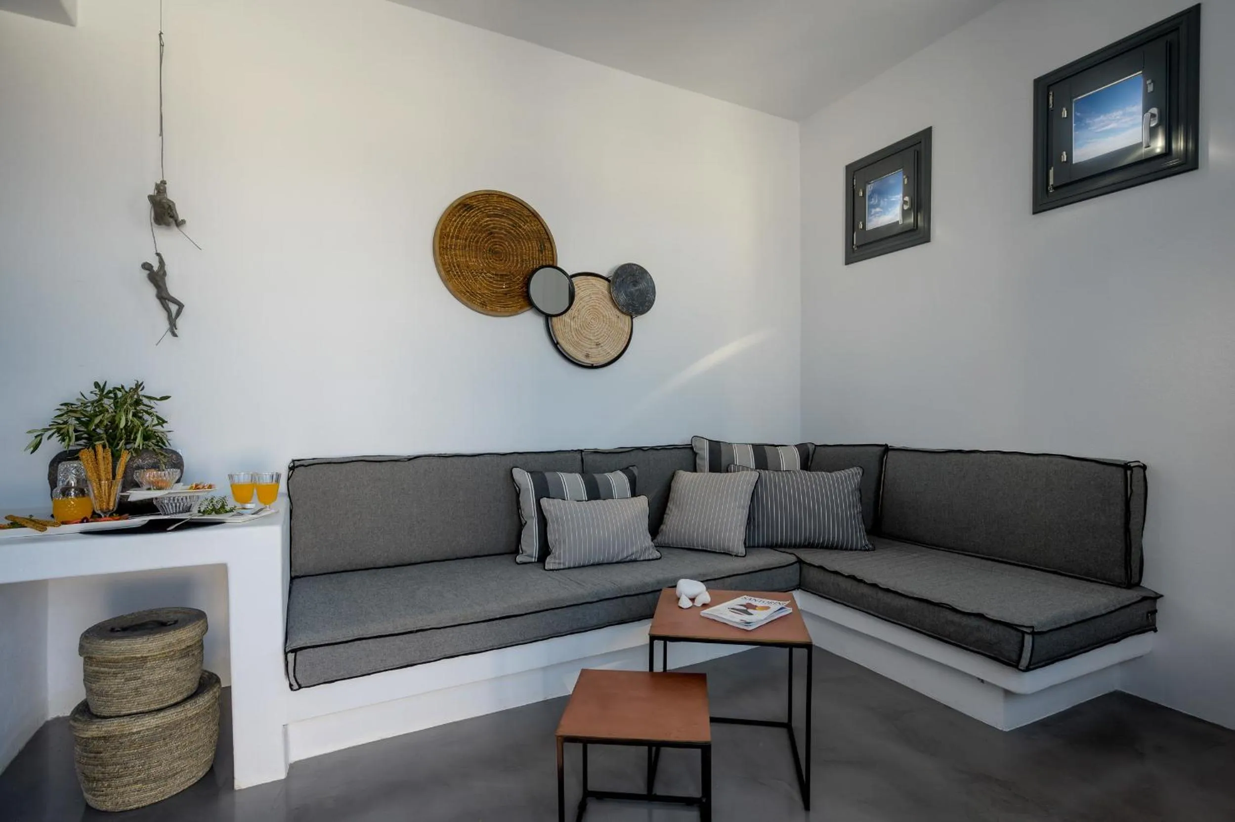 Living room in Santolia Art Suites