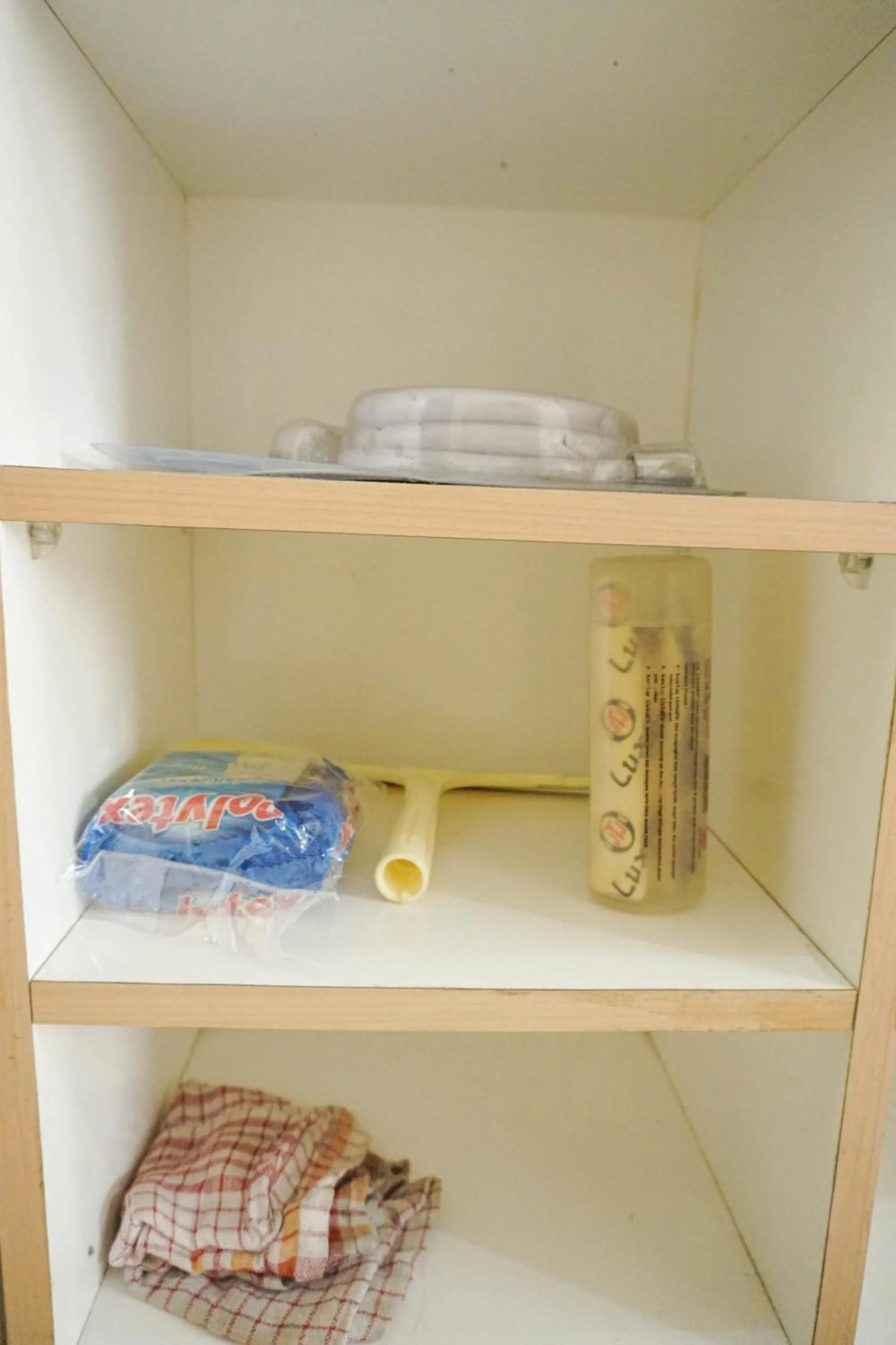 Minimalist Studio Park View Condominium Apartment near Mall By Travelio