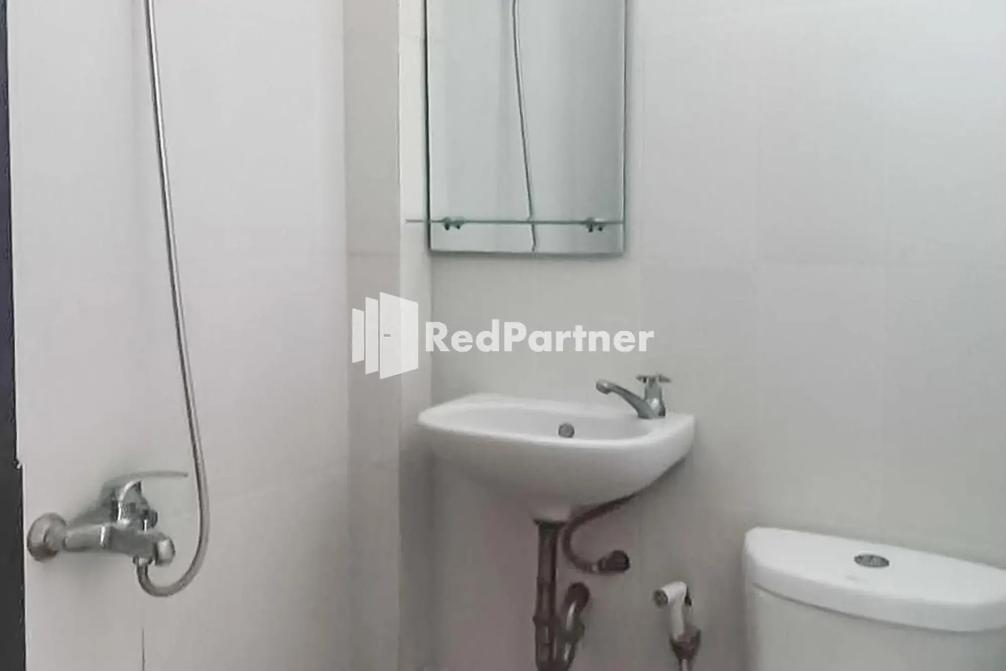Standard Double Room in Ardico Residence Syariah Mitra RedDoorz Standard Double Room in Ardico Residence Syariah Mitra RedDoorz