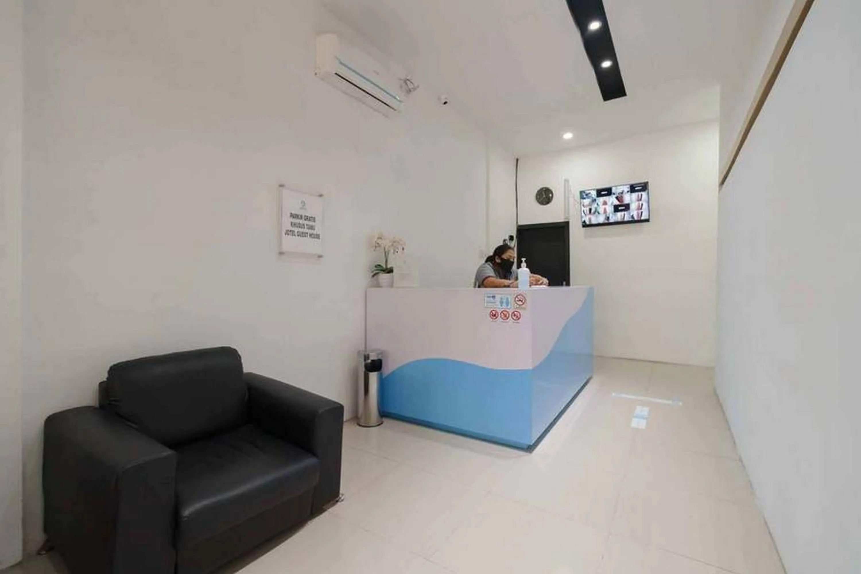 RedDoorz at Jotel Guest House Medan