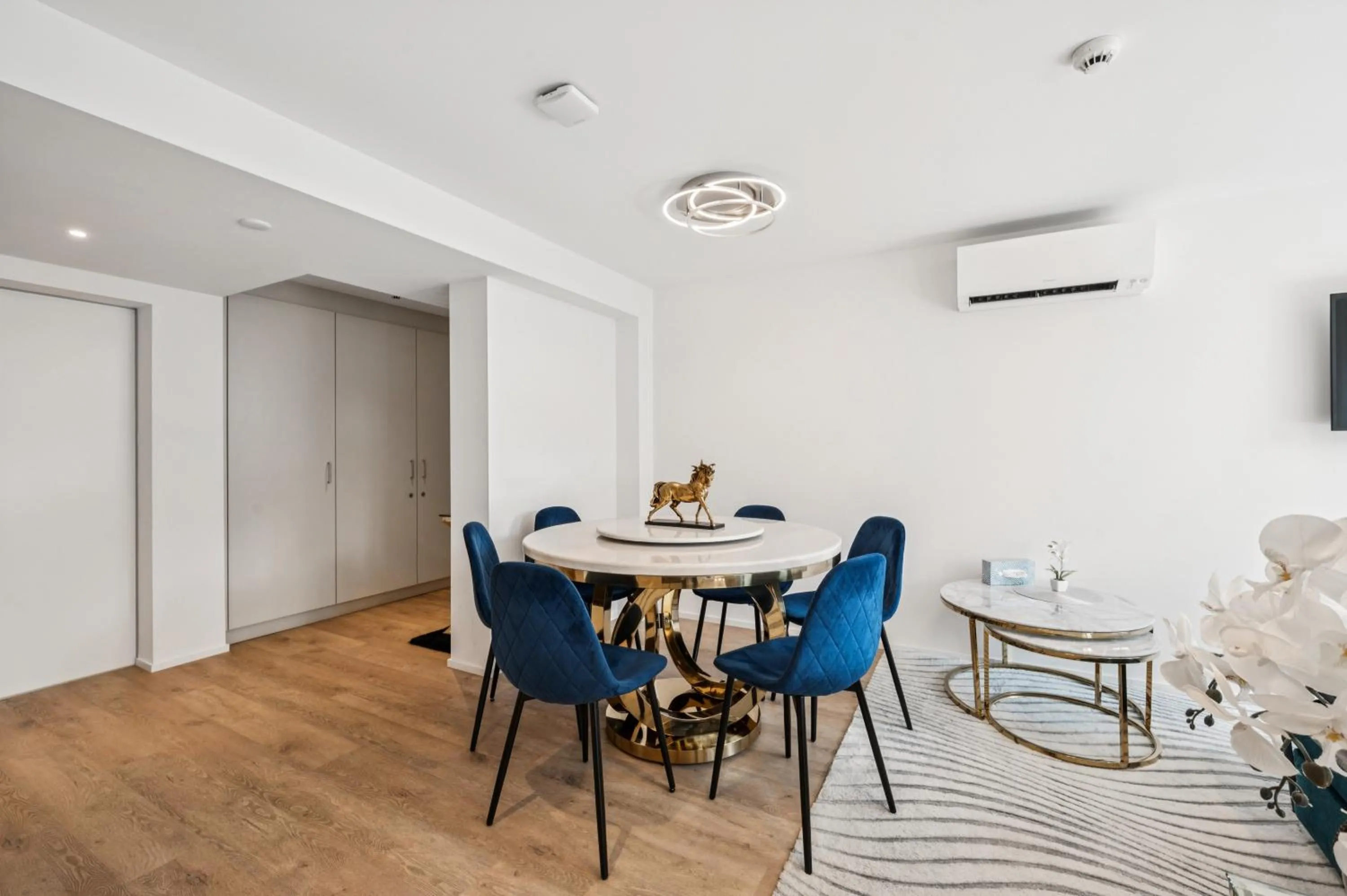 Living room in Hotel Sonne Interlaken-Matten