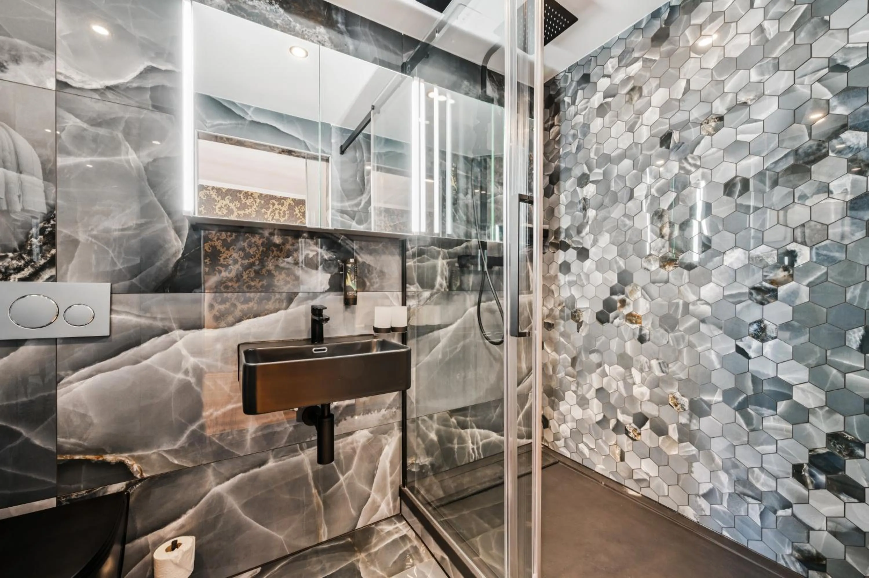 Bathroom in Hotel Sonne Interlaken-Matten