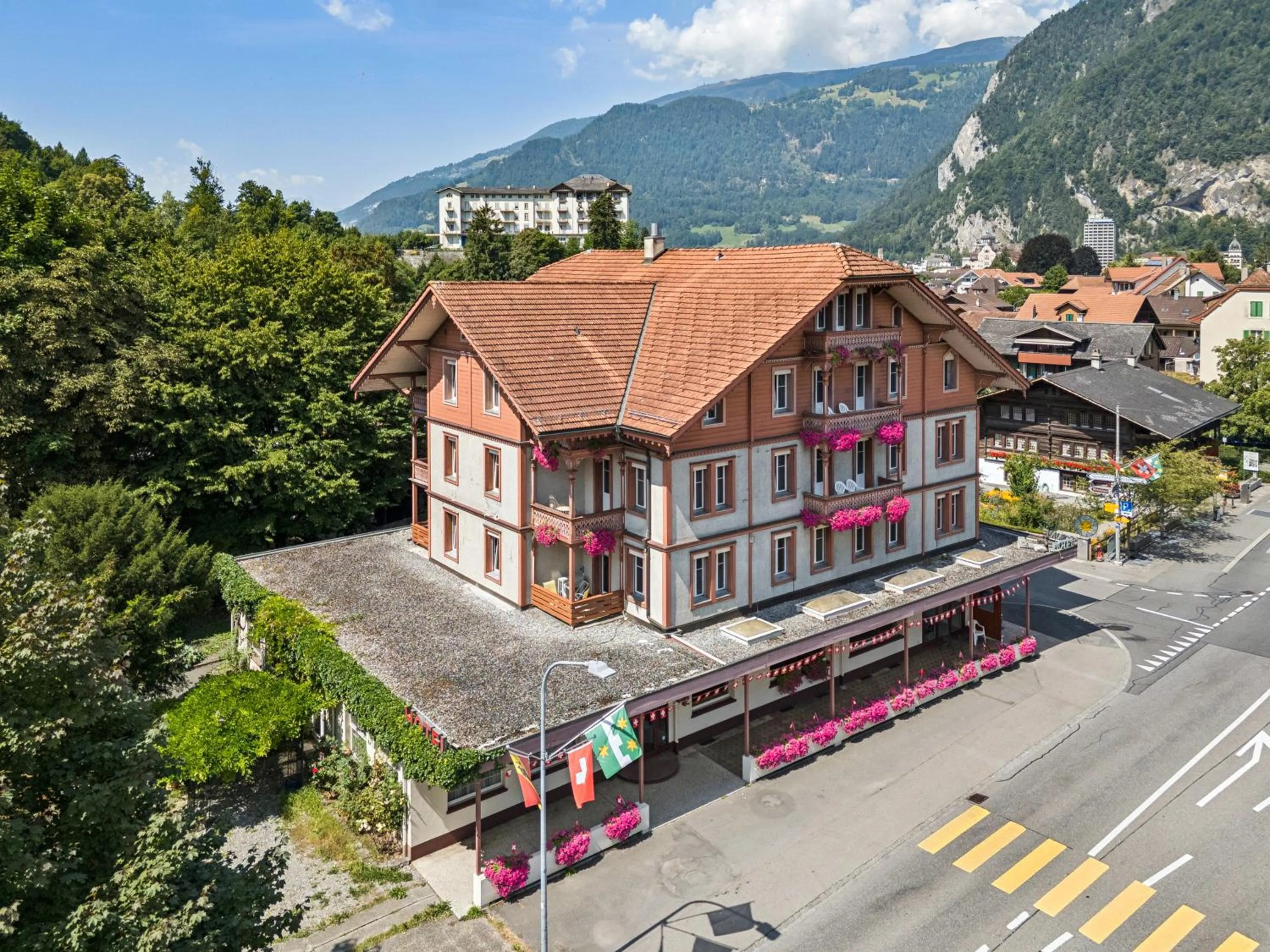Property building in Hotel Sonne Interlaken-Matten