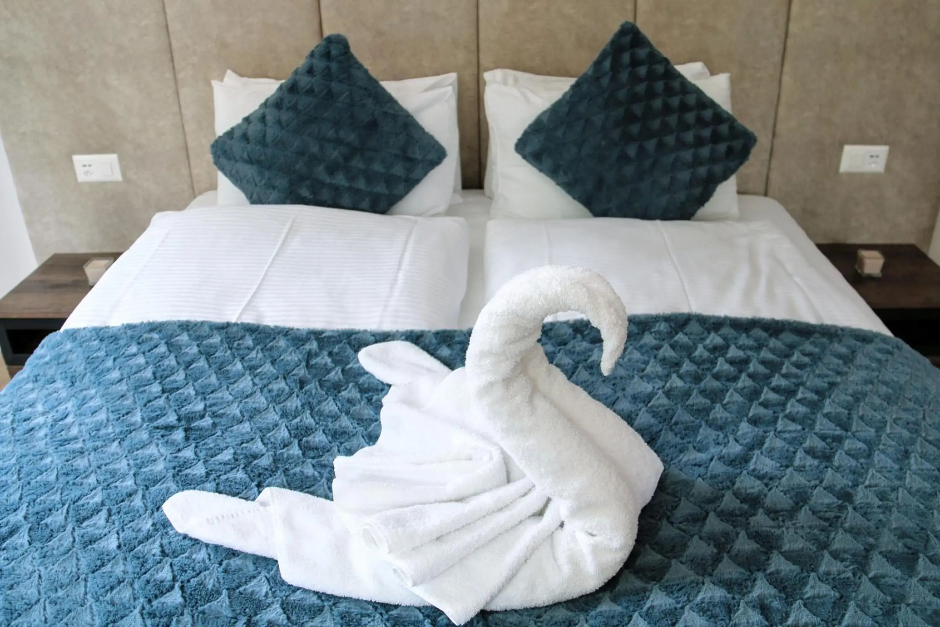 Bed in Hotel Sonne Interlaken-Matten