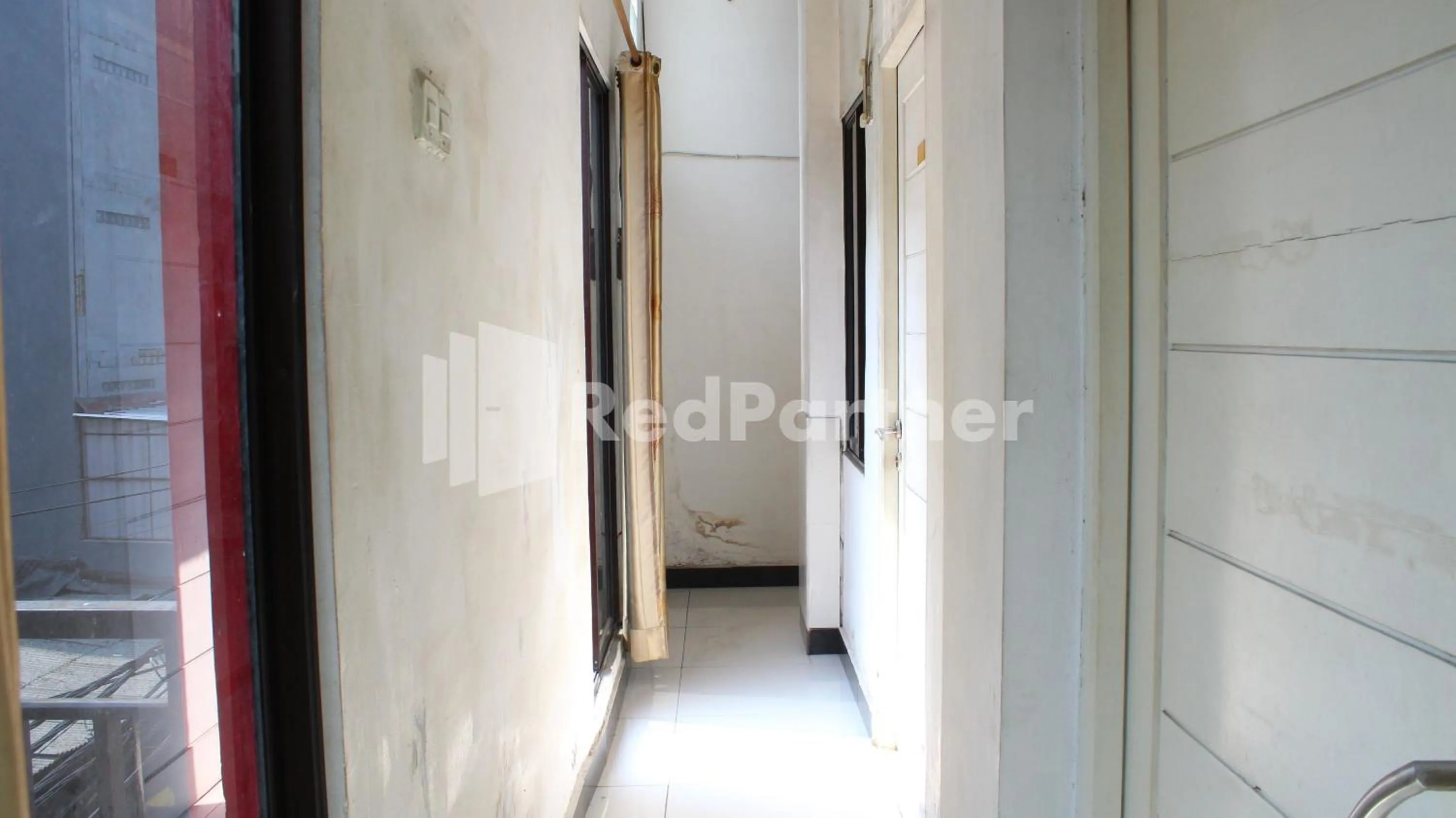 Floor plan in Snow White Residence near Grogol Mitra RedDoorz