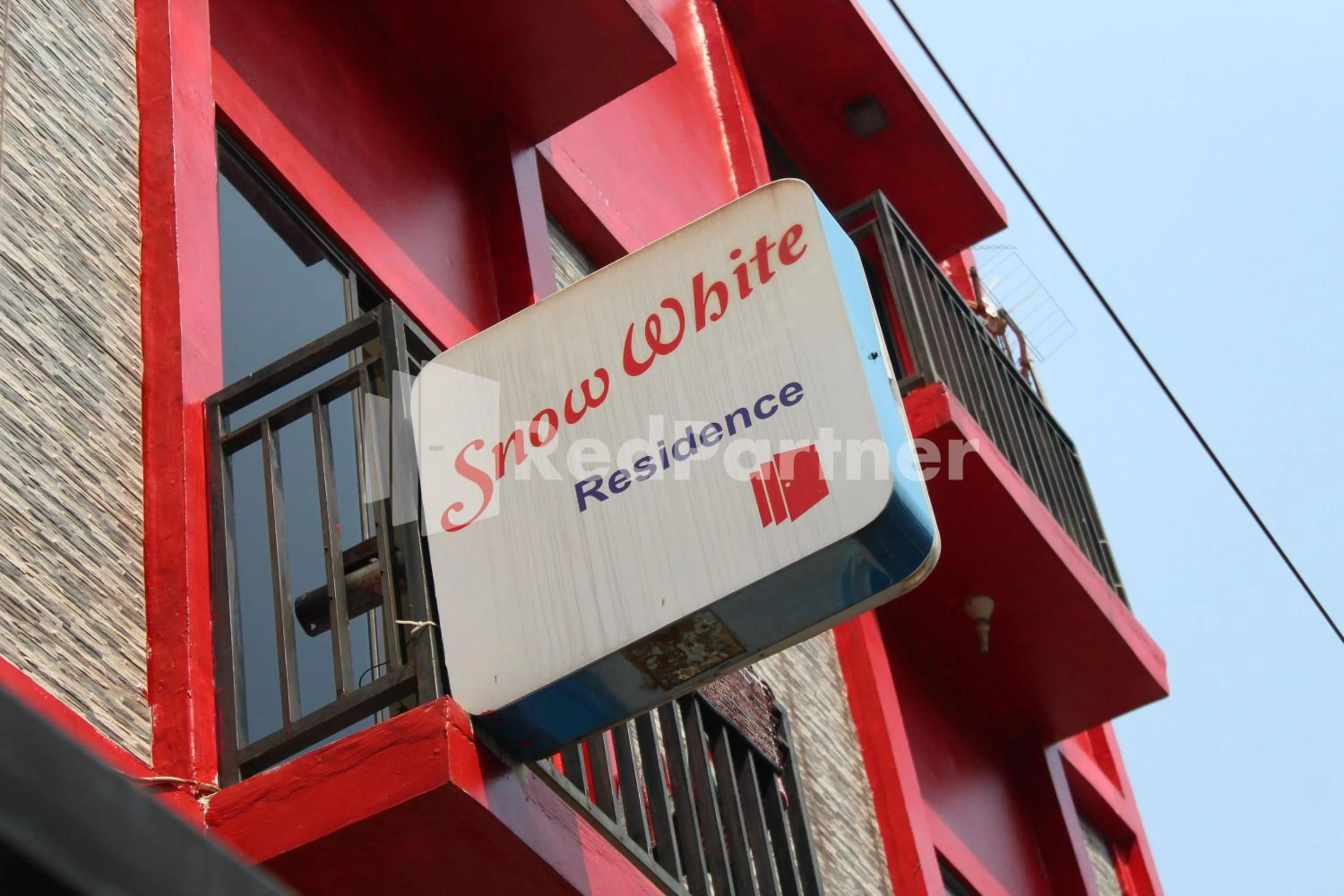 Property building in Snow White Residence near Grogol Mitra RedDoorz