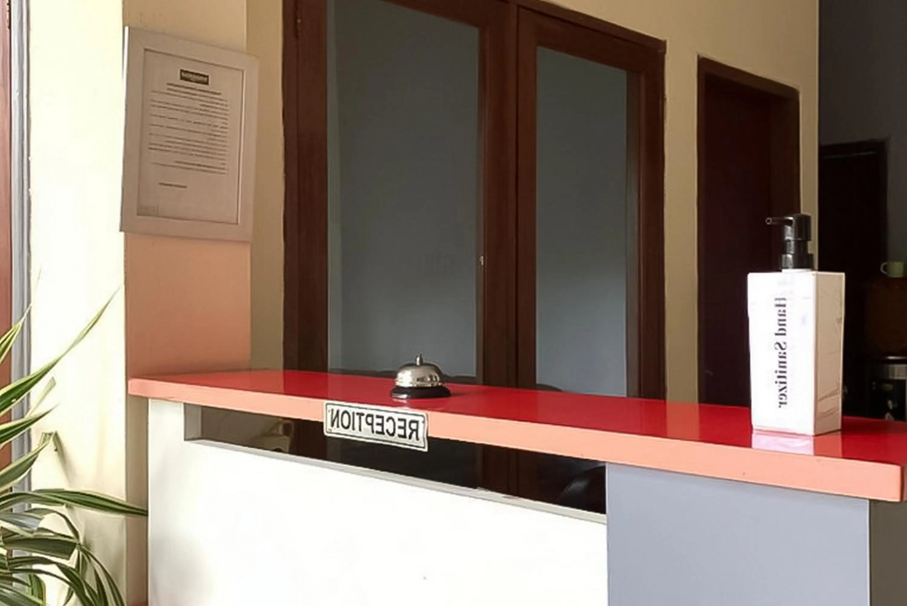 Lobby or reception in Kemang Place near Lippo Mall Kemang Mitra RedDoorz