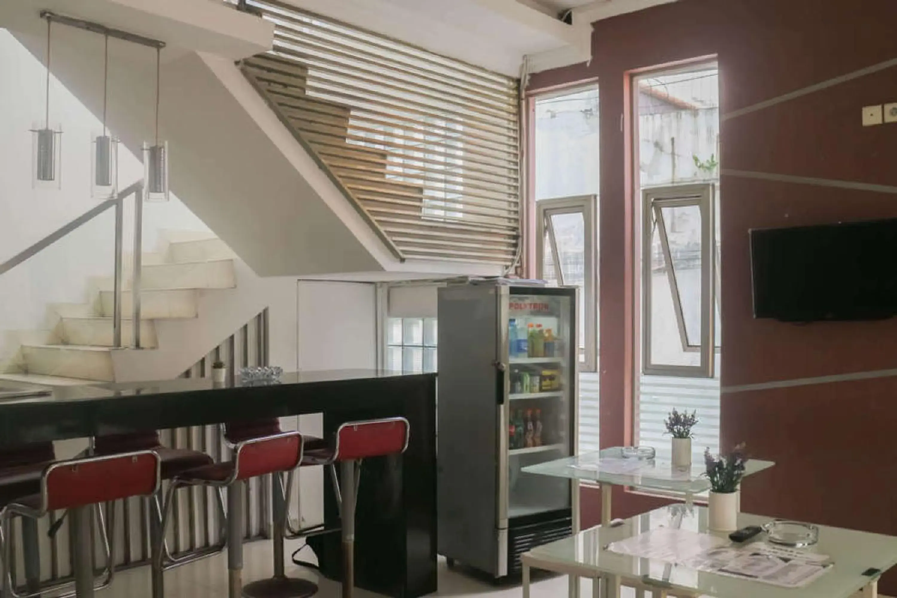 Lobby or reception in RedDoorz near Alun Alun Bandung 3 Lobby or reception in RedDoorz near Alun Alun Bandung 3