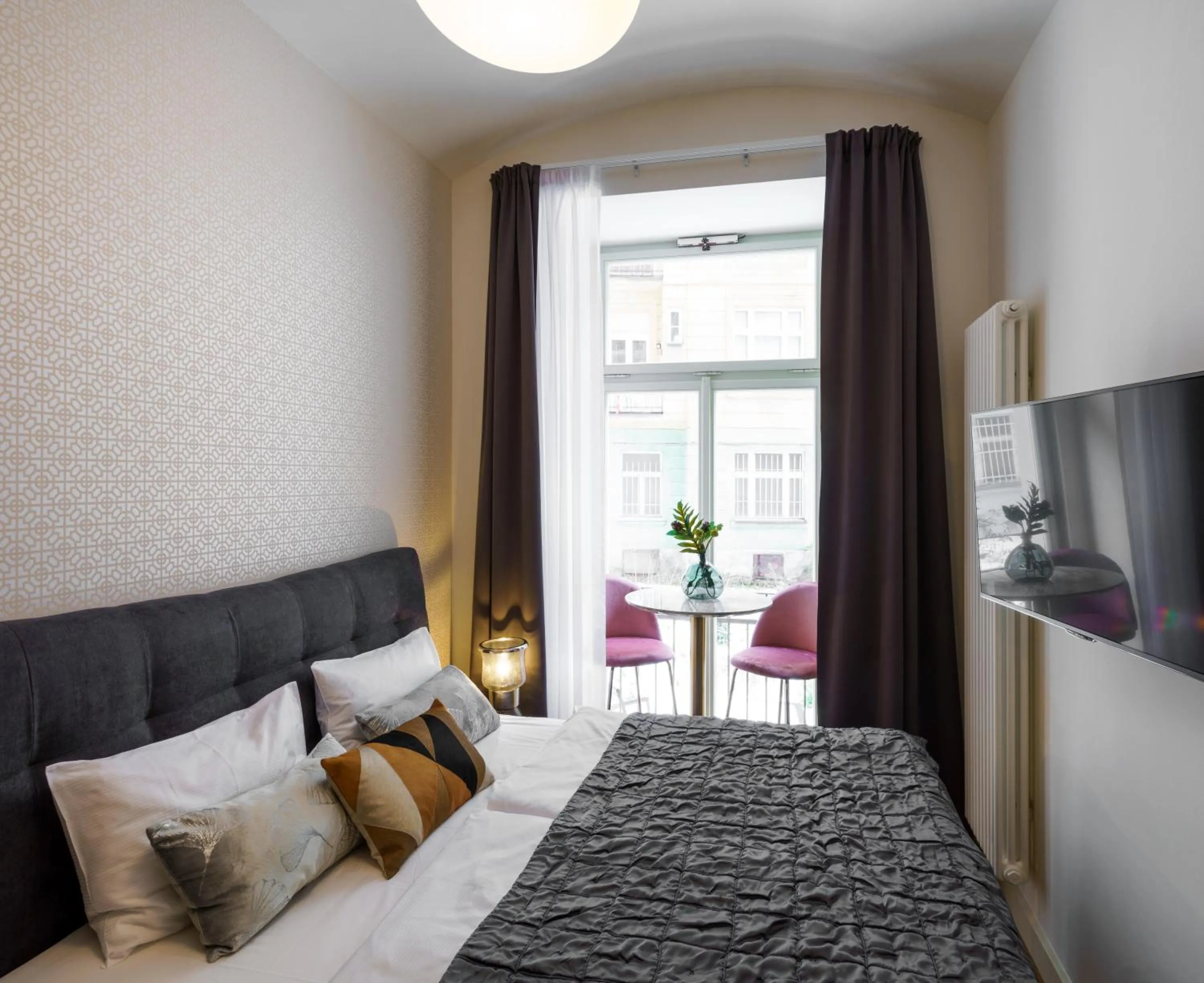 Bed in MN6 Luxury Suites by Adrez