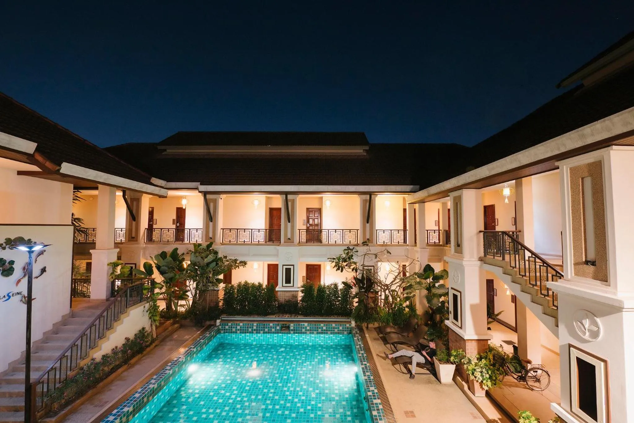Swimming pool in La Seine City Resort, Chiang Mai