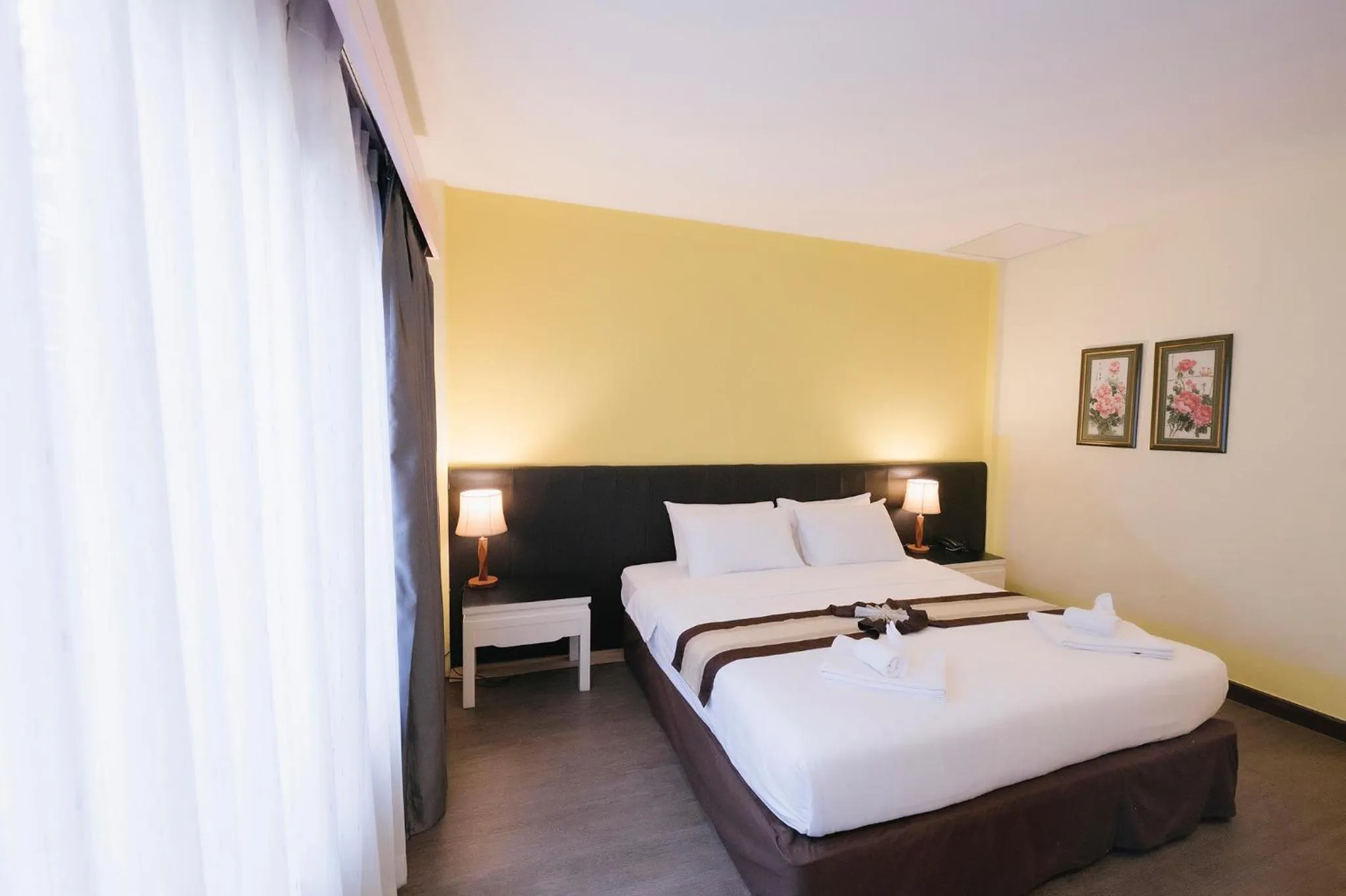 Bed in La Seine City Resort, Chiang Mai