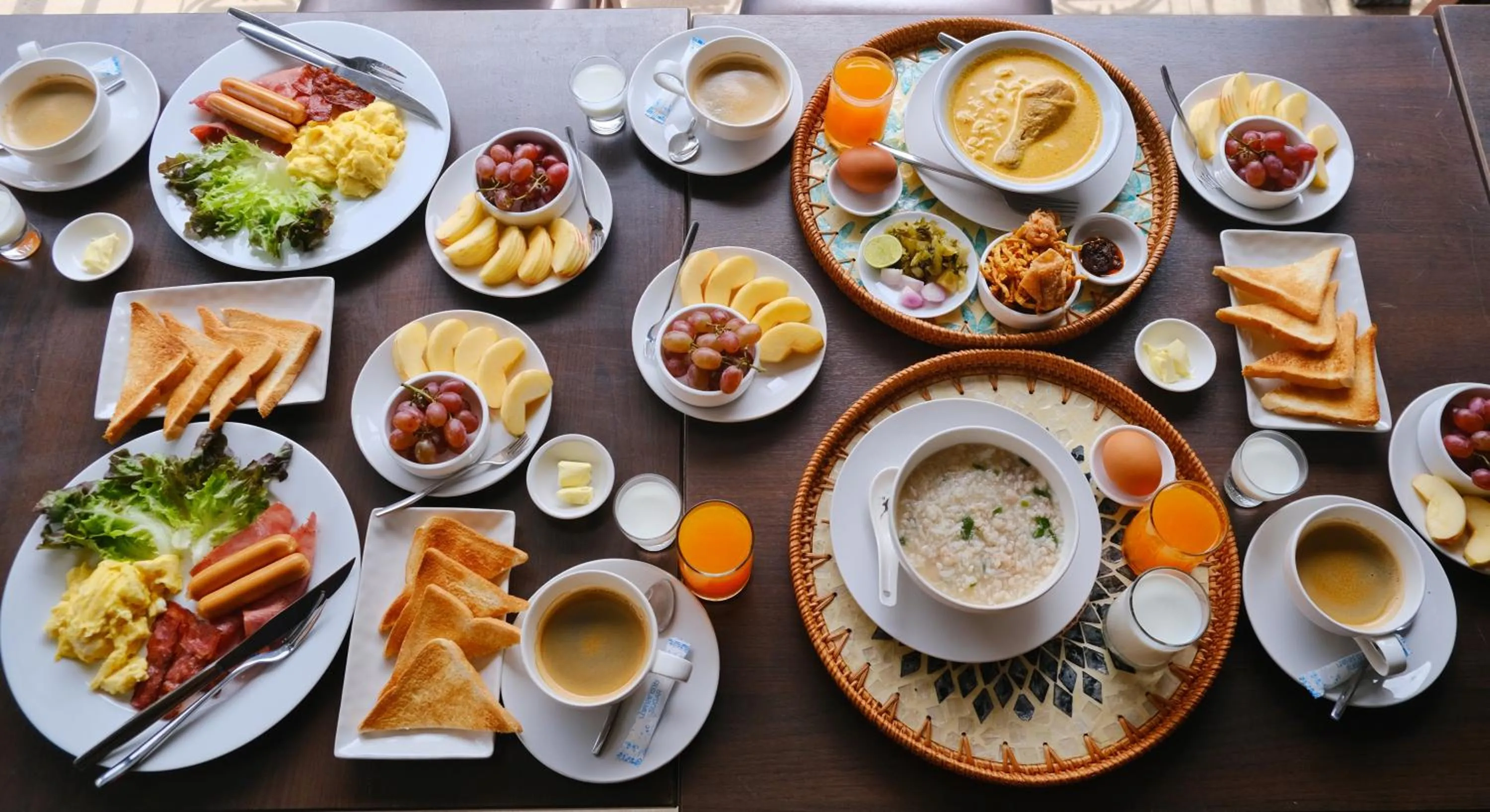 Food and drinks in La Seine City Resort, Chiang Mai