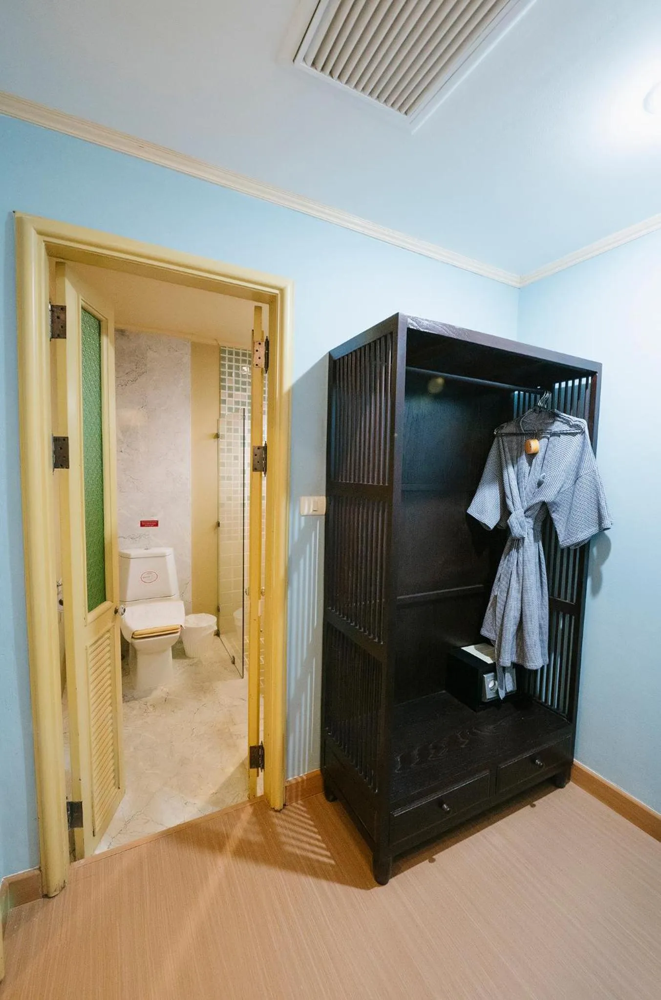 Bathroom in La Seine City Resort, Chiang Mai