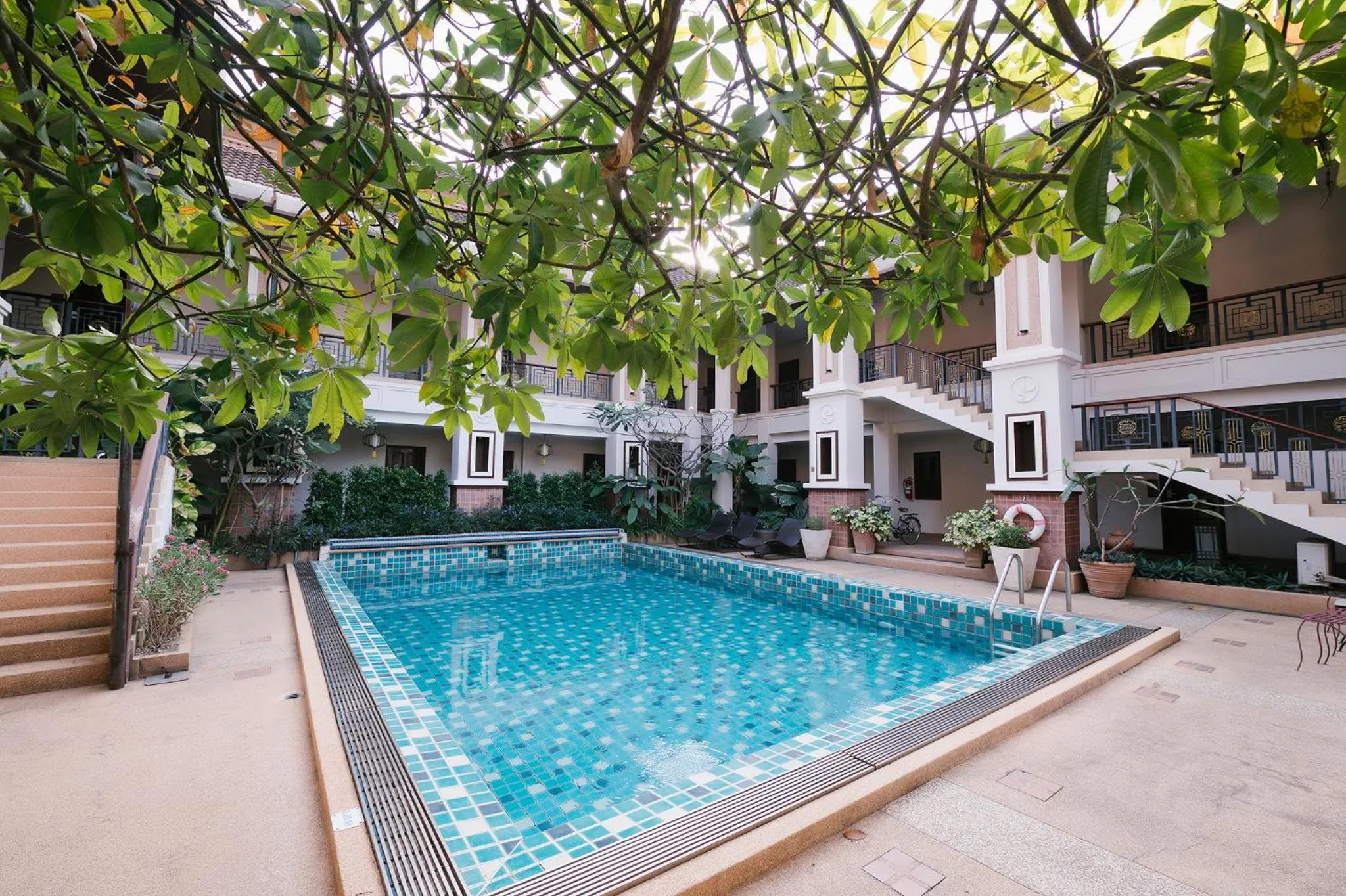 Food and drinks in La Seine City Resort, Chiang Mai