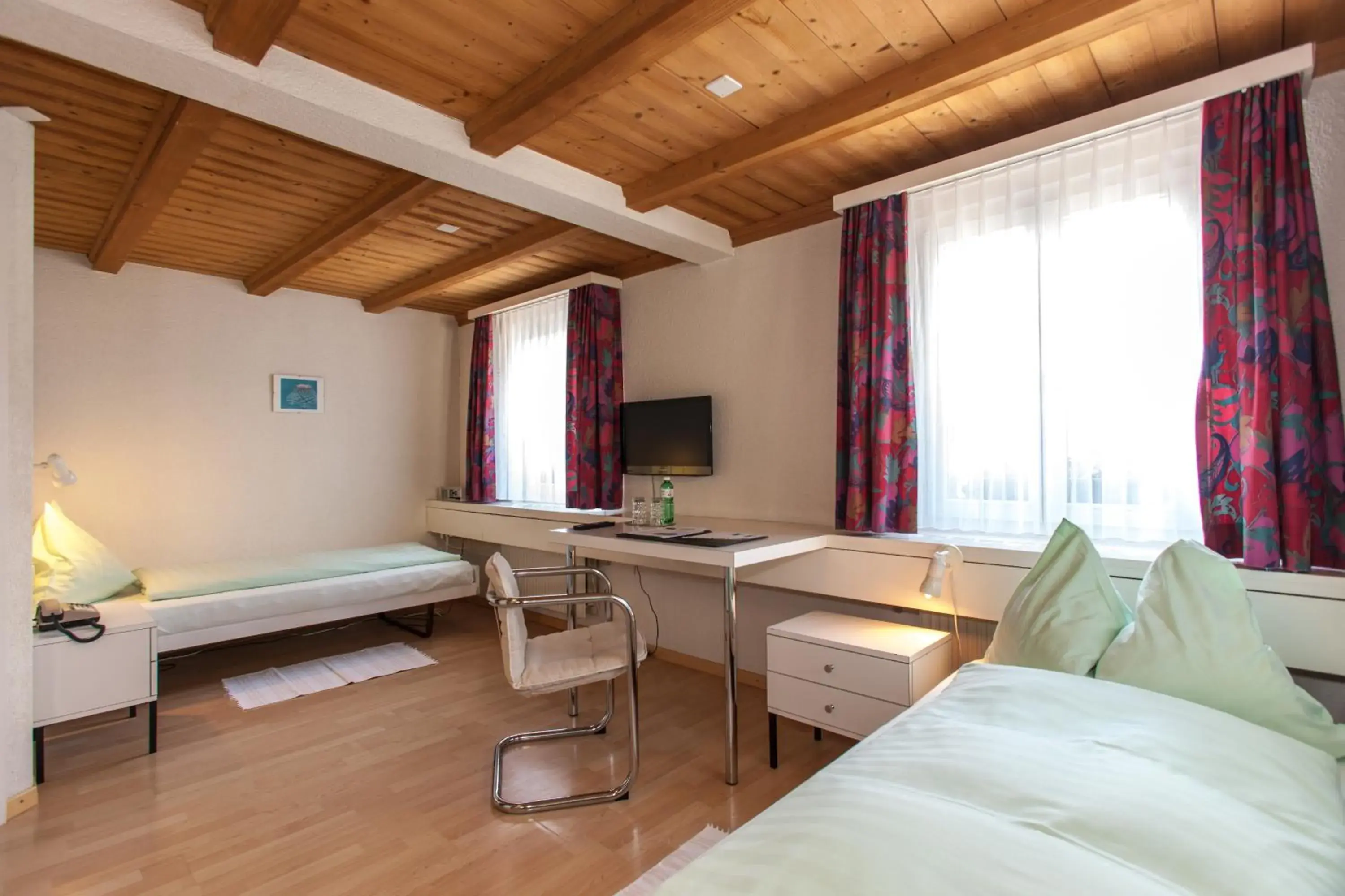 Comfort Double Room - single occupancy in Seminarhotel Linde Stettlen Comfort Double Room - single occupancy in Seminarhotel Linde Stettlen