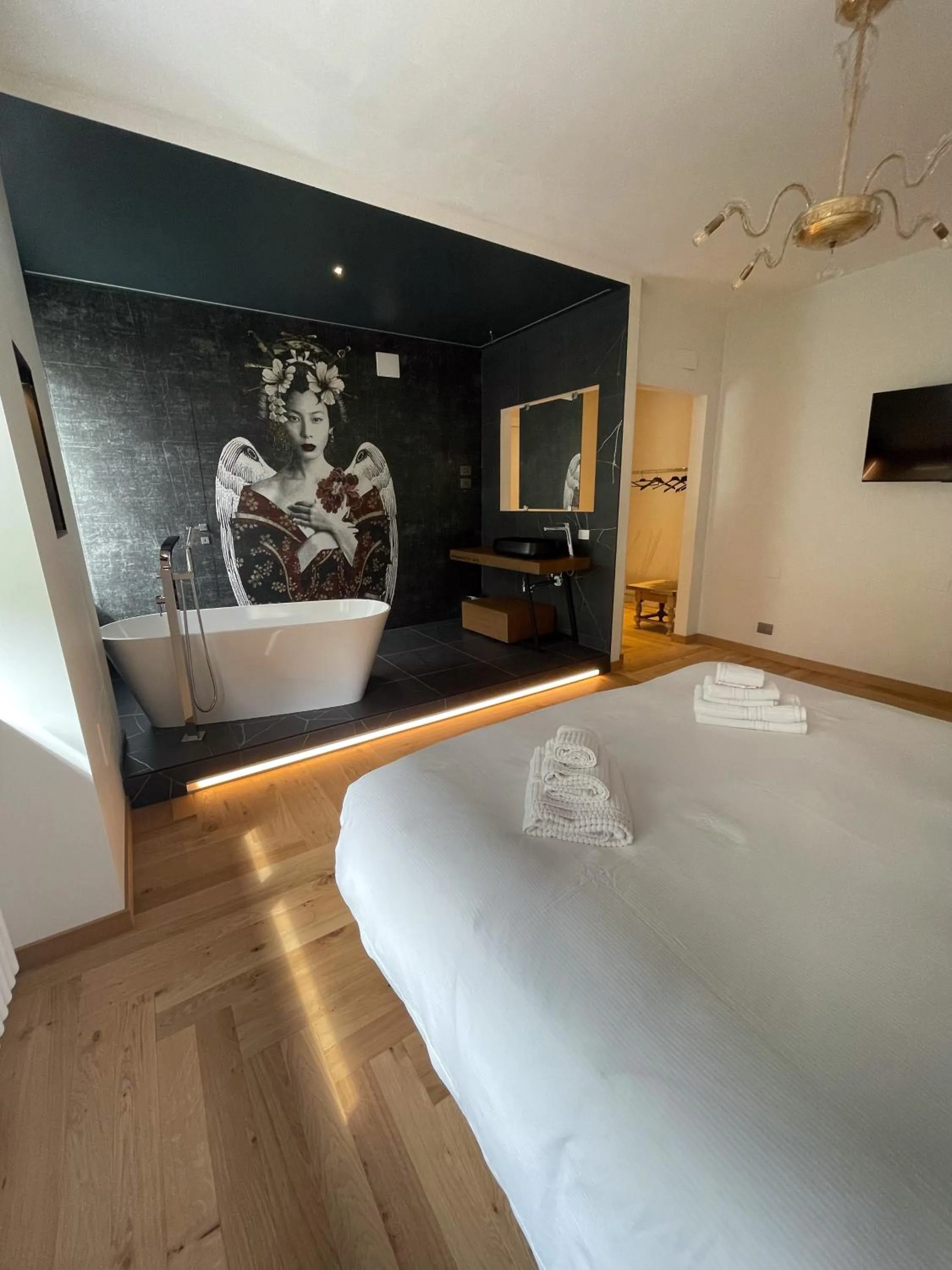 Bed in The Lion's Den BnB