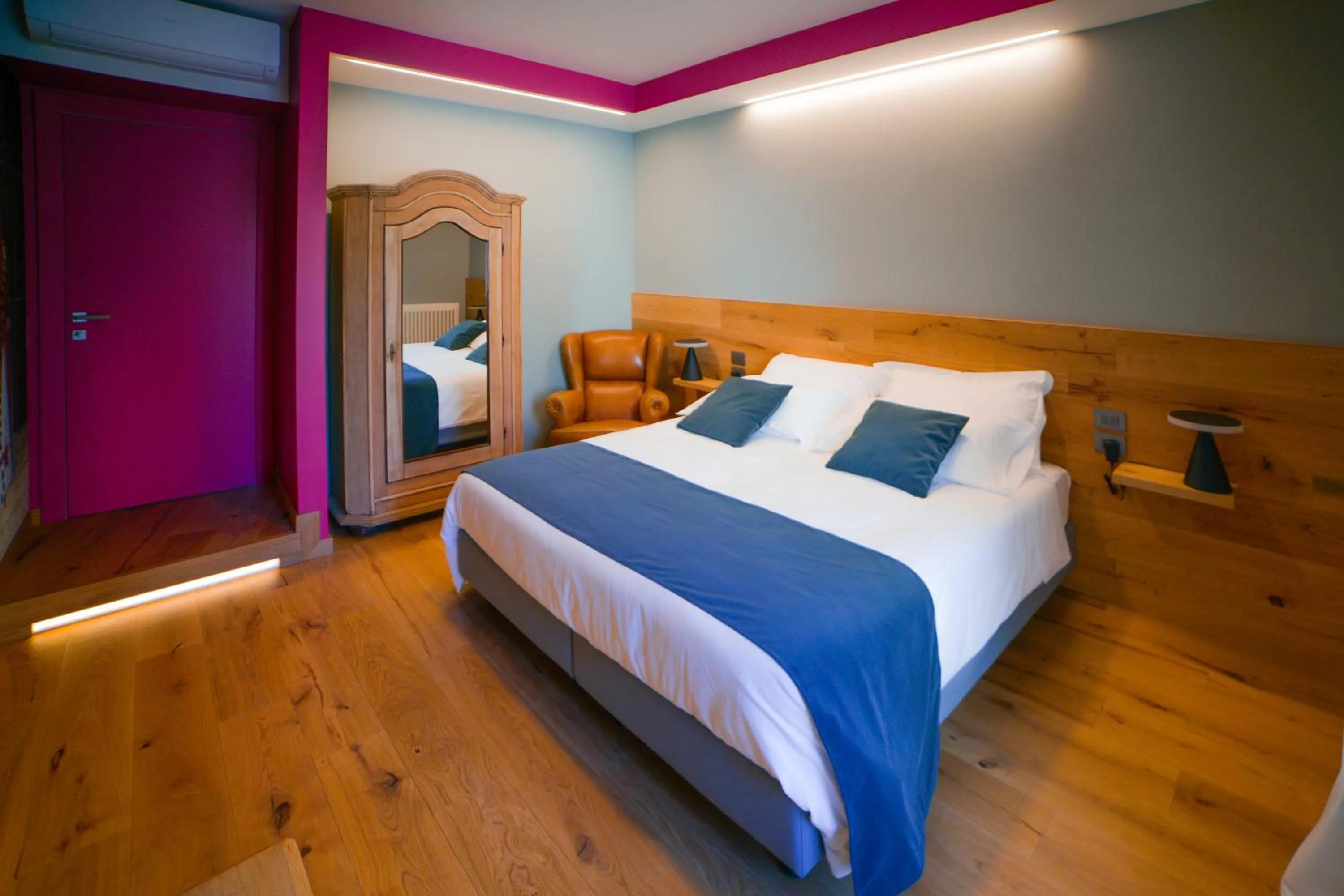 Bed in The Lion's Den BnB