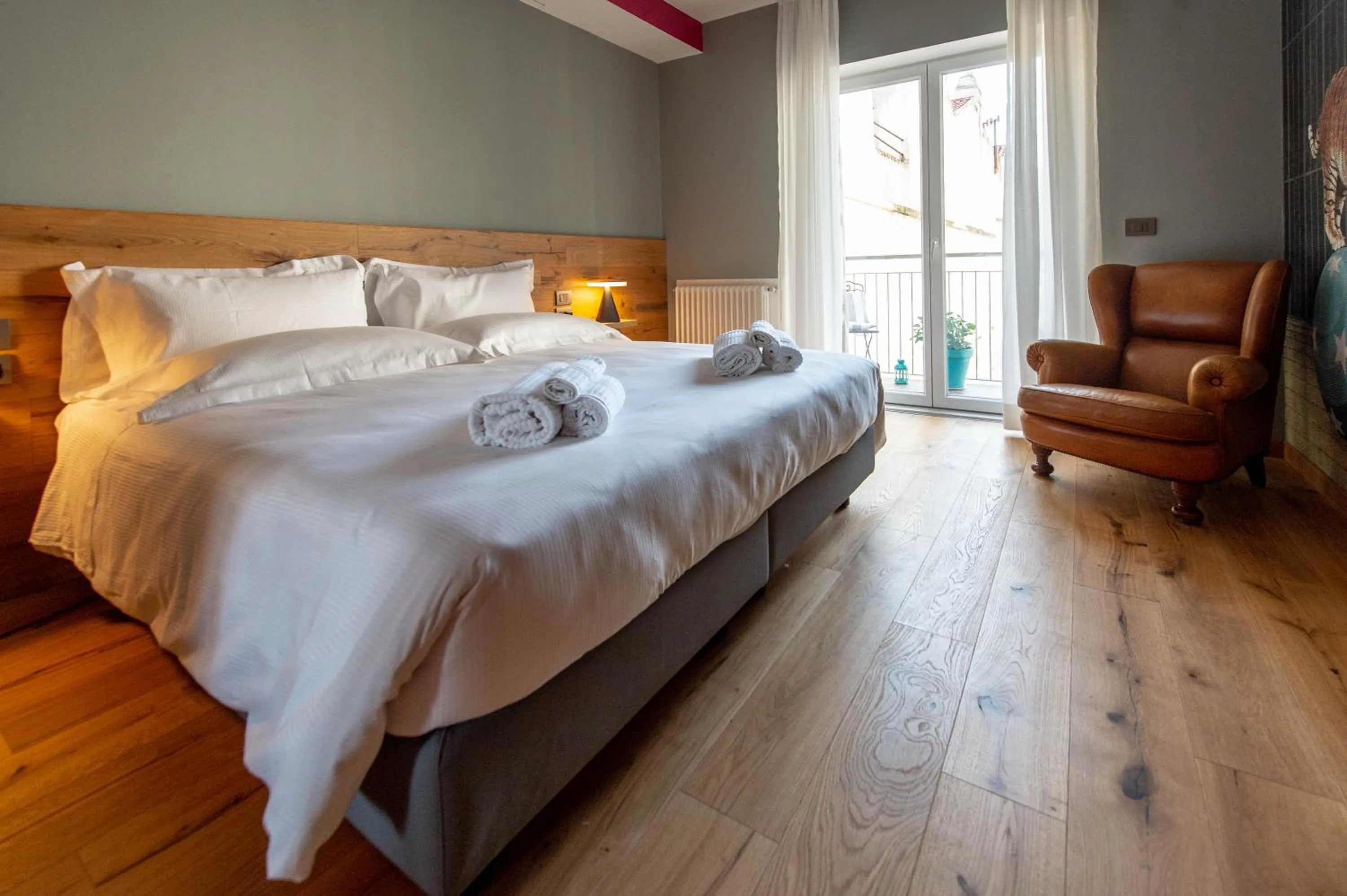 Bed in The Lion's Den BnB