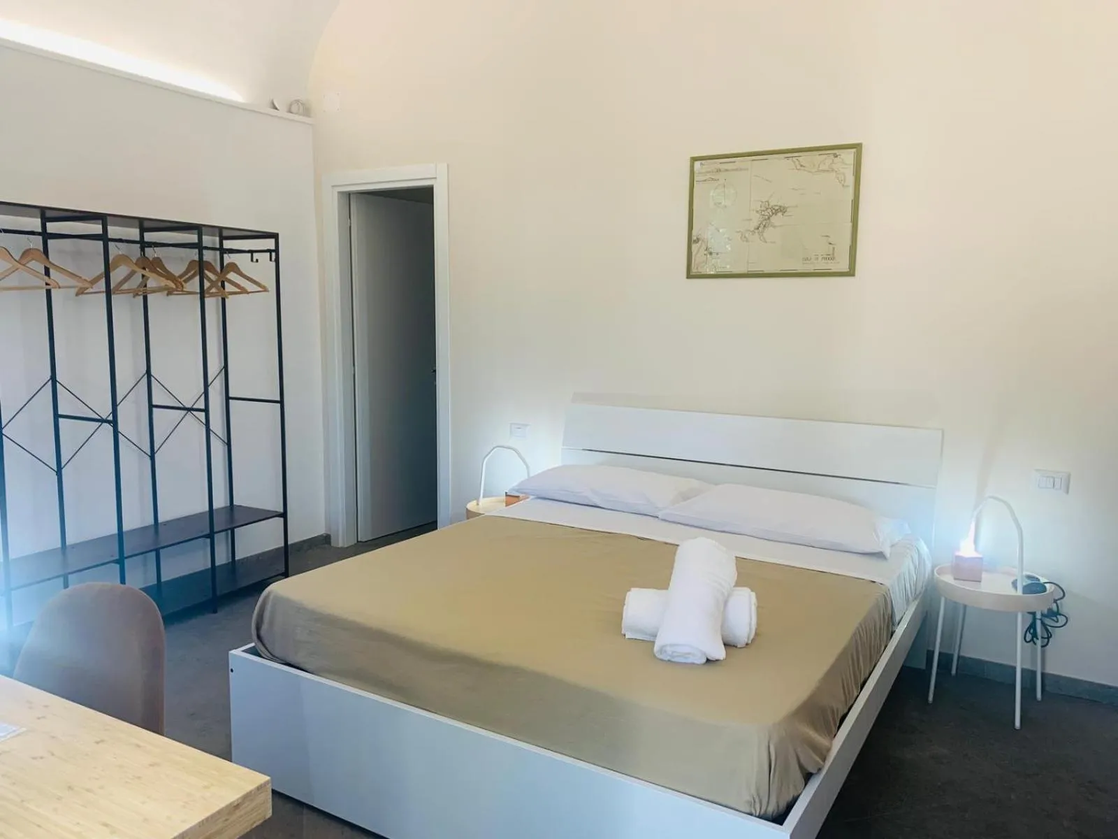 Bed in Villa Caterina b&b