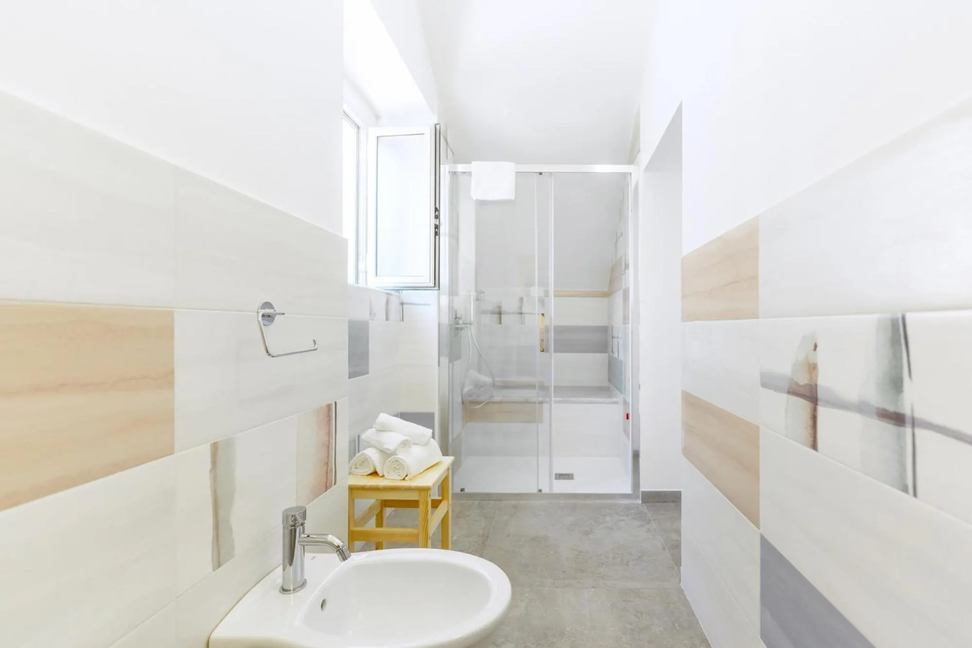 Shower in Villa Caterina b&b