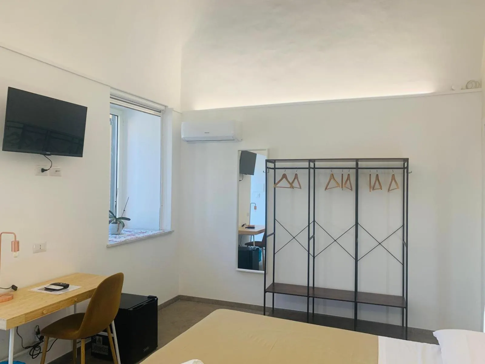 TV and multimedia, Bed in Villa Caterina b&b
