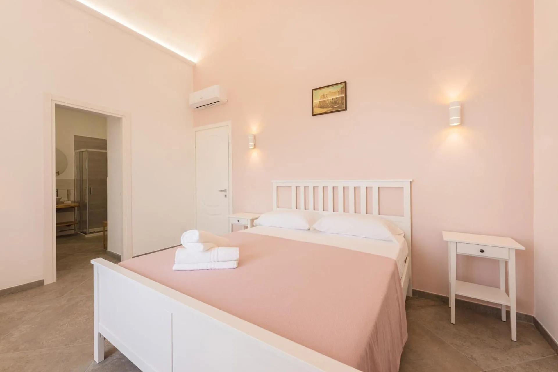 Photo of the whole room, Bed in Villa Caterina b&b