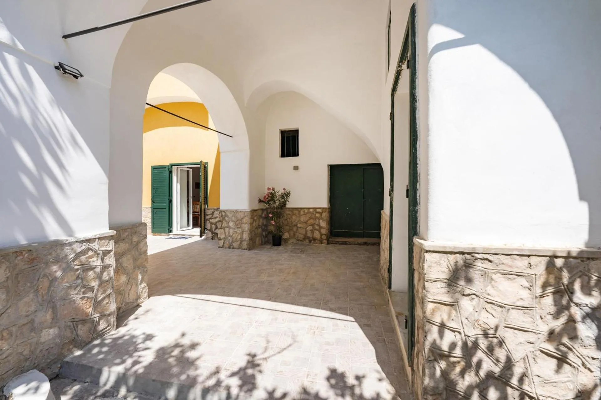 Facade/entrance in Villa Caterina b&b