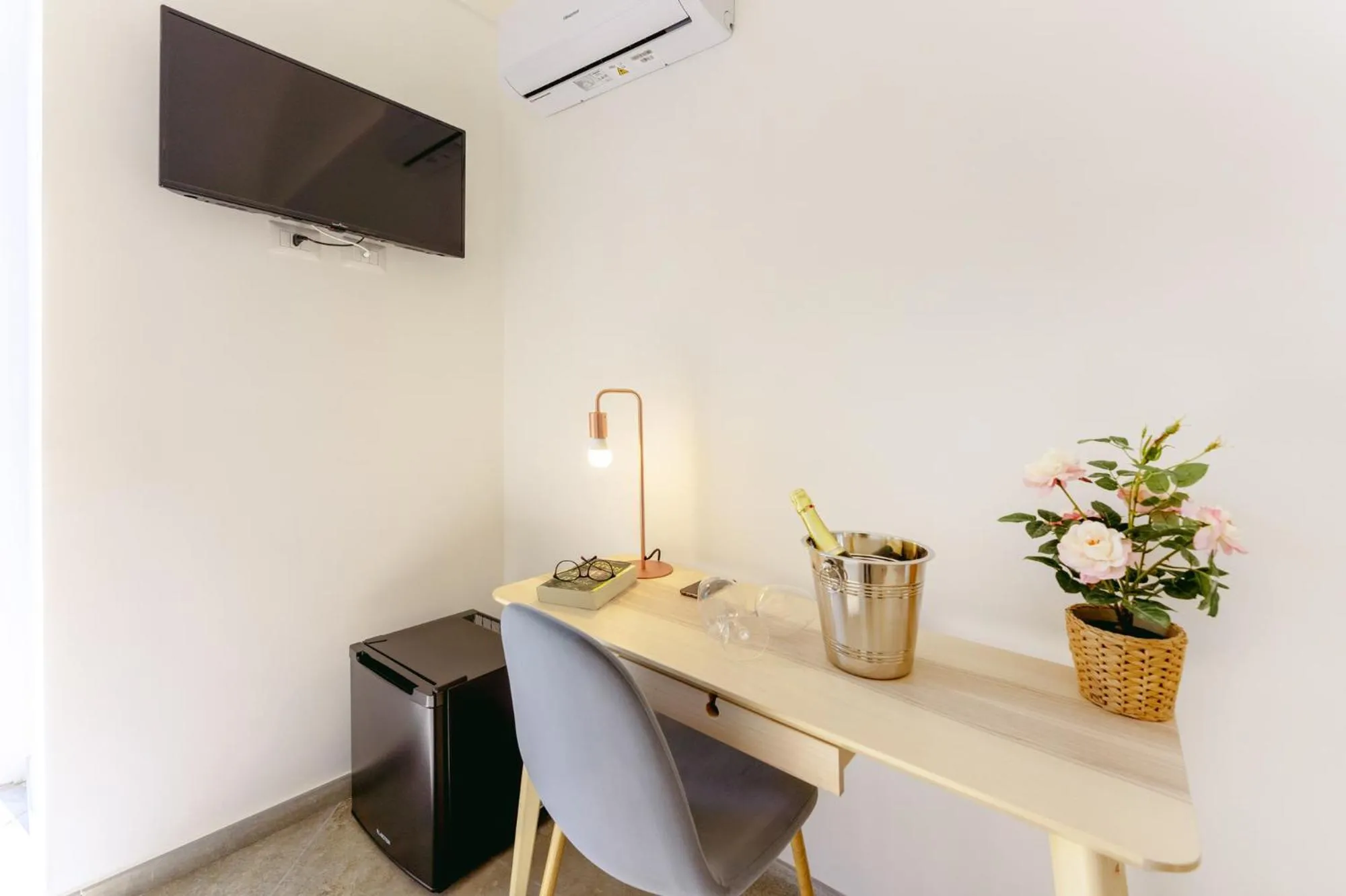 TV and multimedia in Villa Caterina b&b