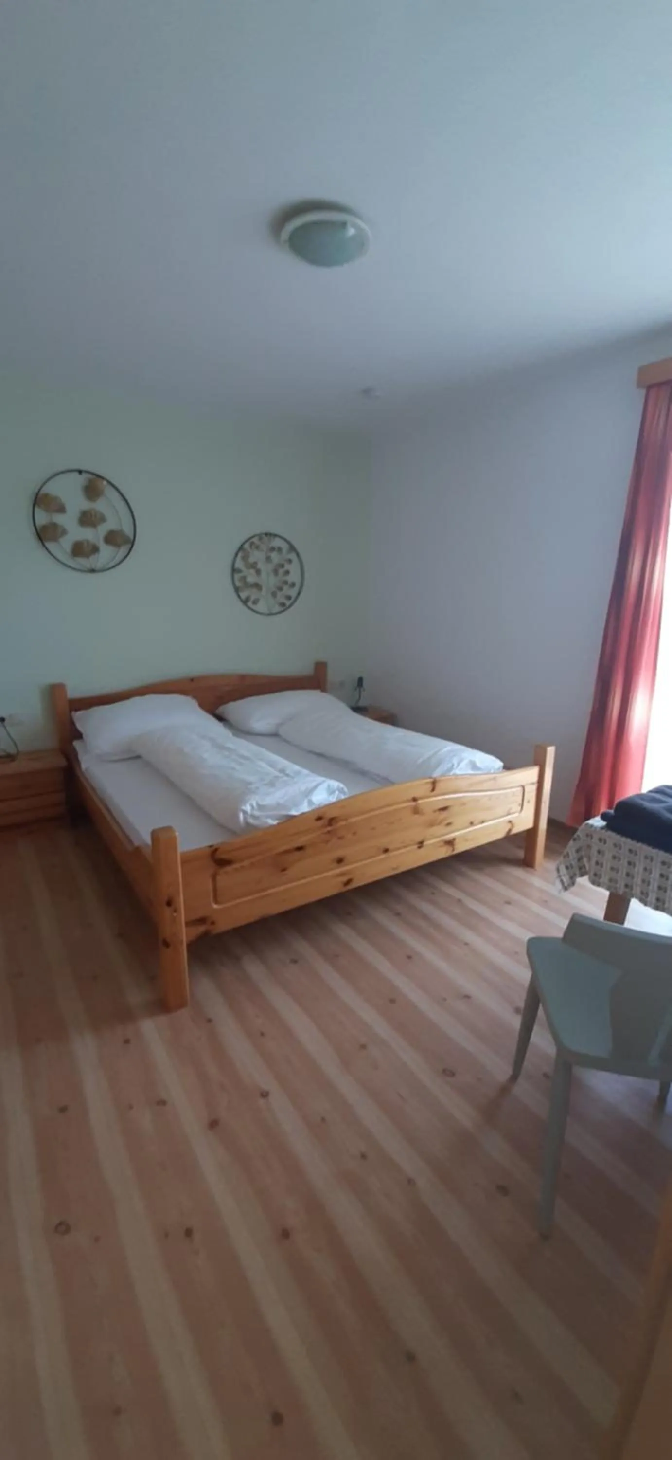 Bed in Fruhstuckspension Bischof i d Wiesen