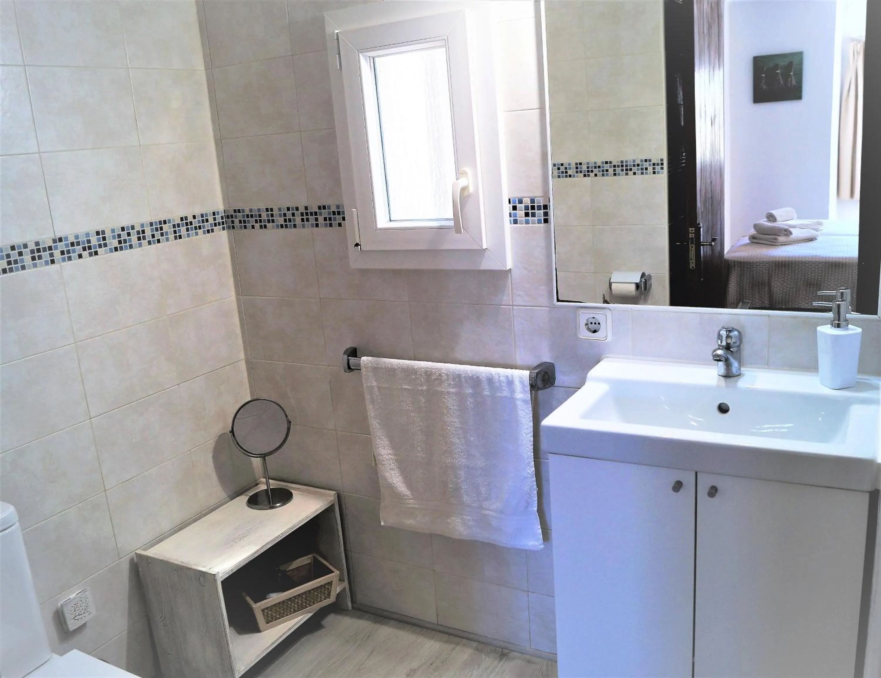 Shower in Bungalow Playa d'Or, 2