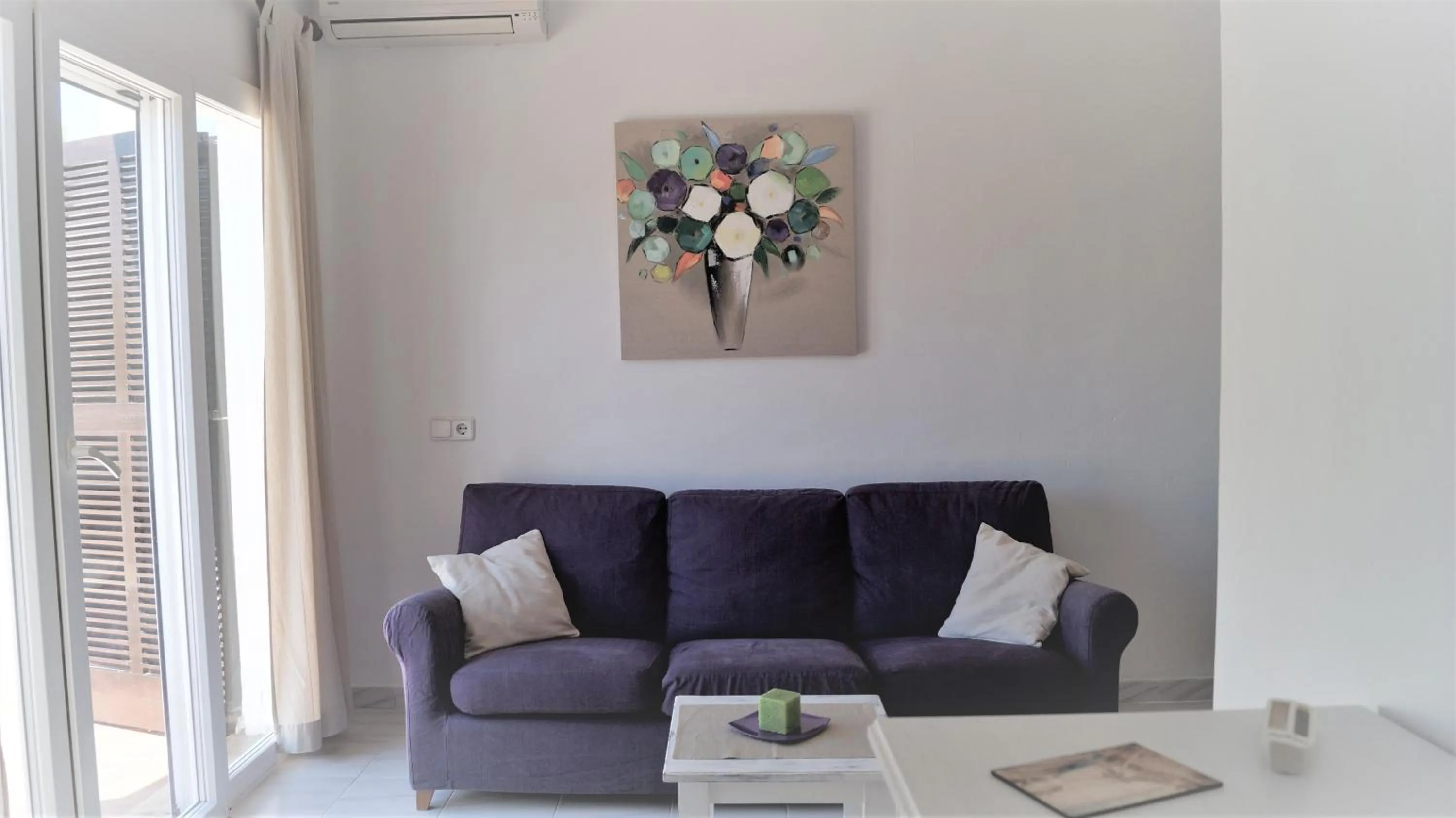 Living room in Bungalow Playa d'Or, 2