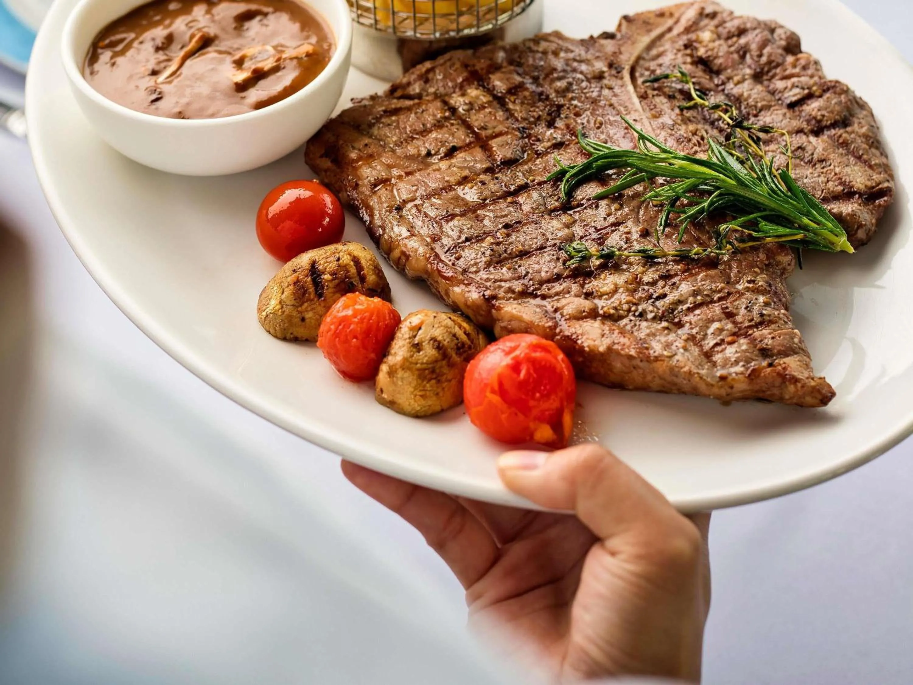 Restaurant/places to eat in Novotel Bahrain Al Dana Resort