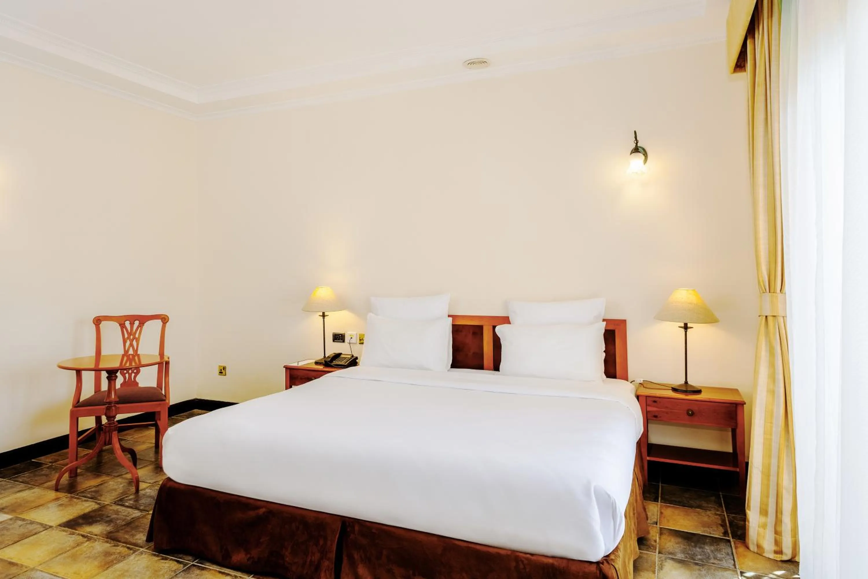 Bedroom, Bed in Novotel Bahrain Al Dana Resort