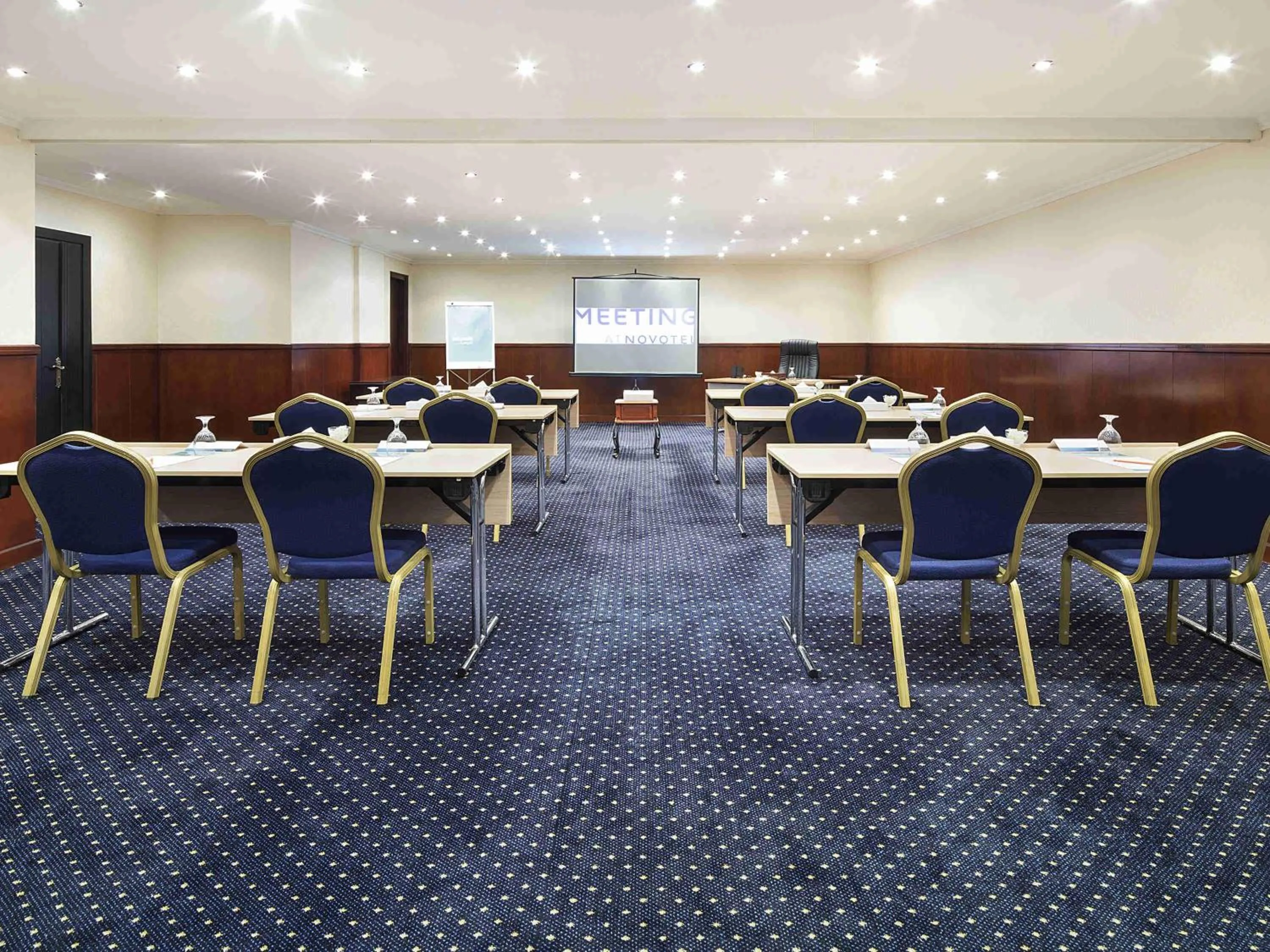Meeting/conference room in Novotel Bahrain Al Dana Resort