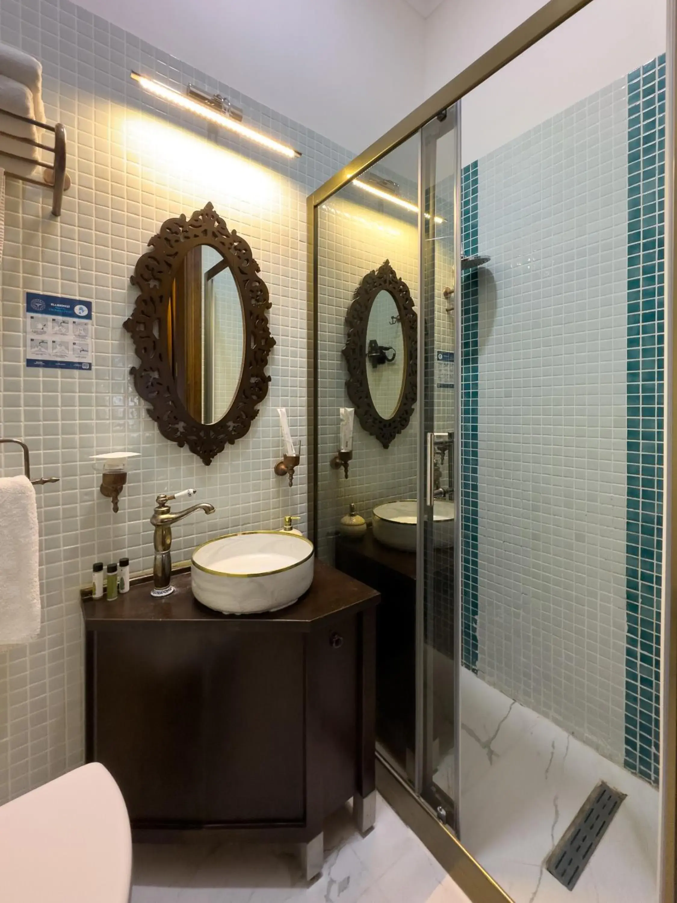 Deluxe Double Room with Sea View in Marina Foça Hotel Deluxe Double Room with Sea View in Marina Foça Hotel