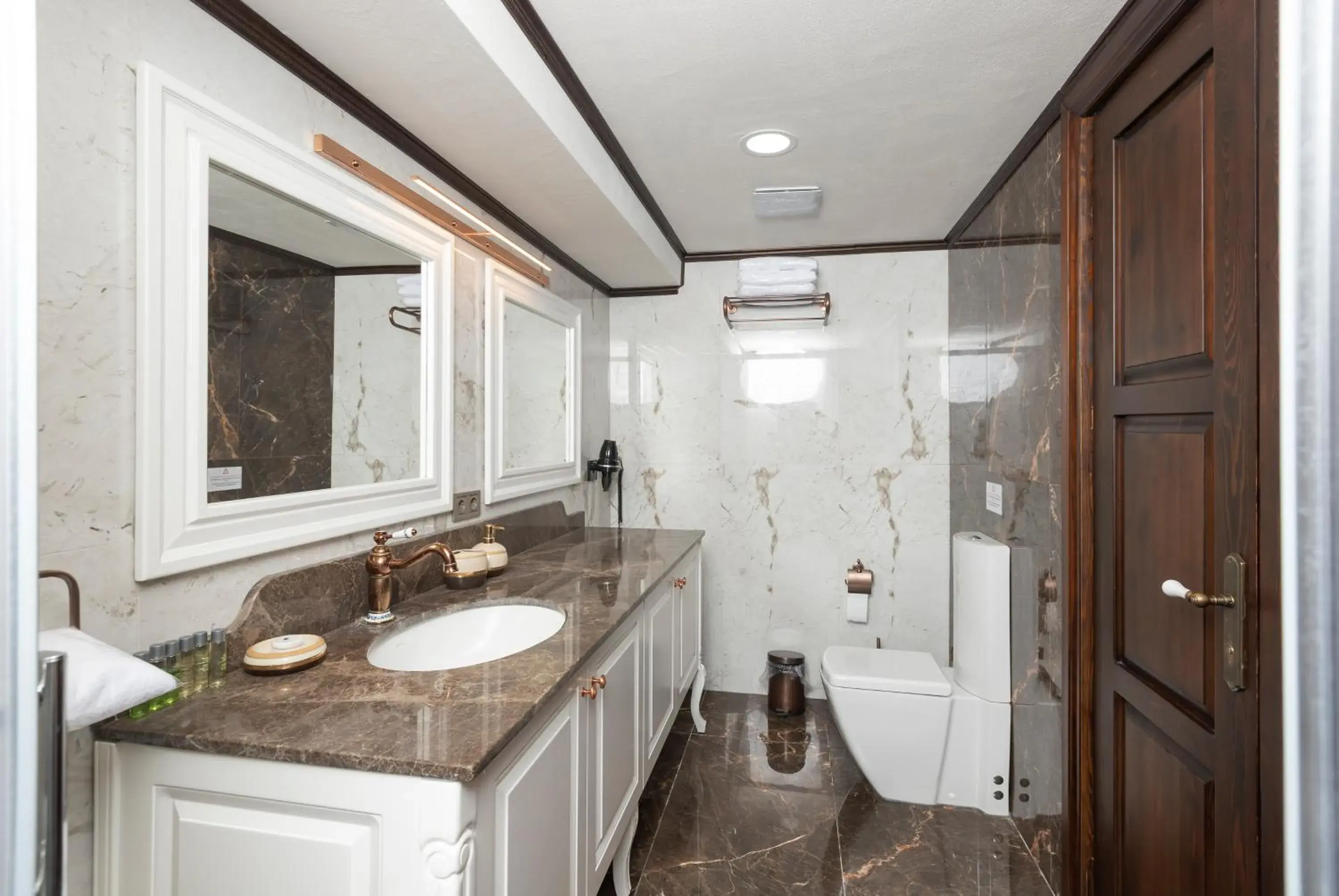 Family Room with Garden View in Marina Foça Hotel Family Room with Garden View in Marina Foça Hotel