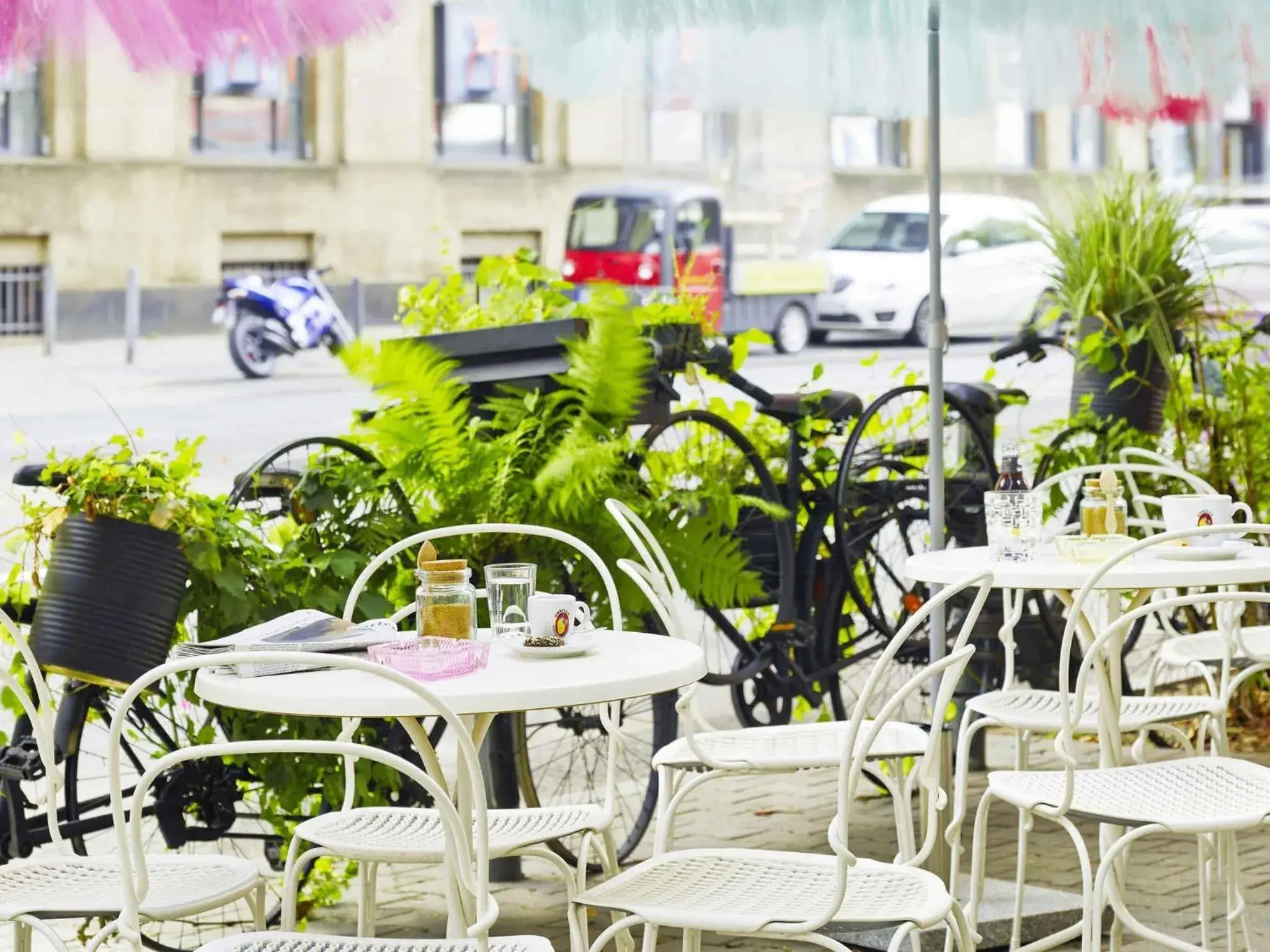 Lounge or bar in 25hours Hotel The Goldman Lounge or bar in 25hours Hotel The Goldman