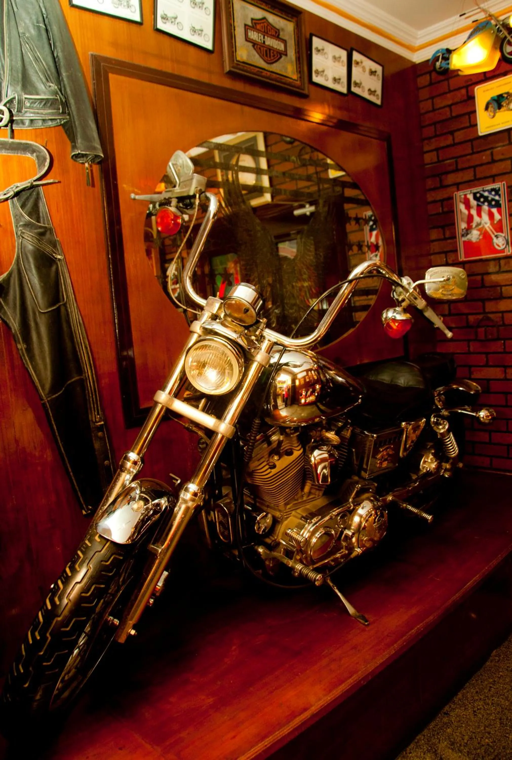 Alcoholic drinks in Ramee Guestline Hotel